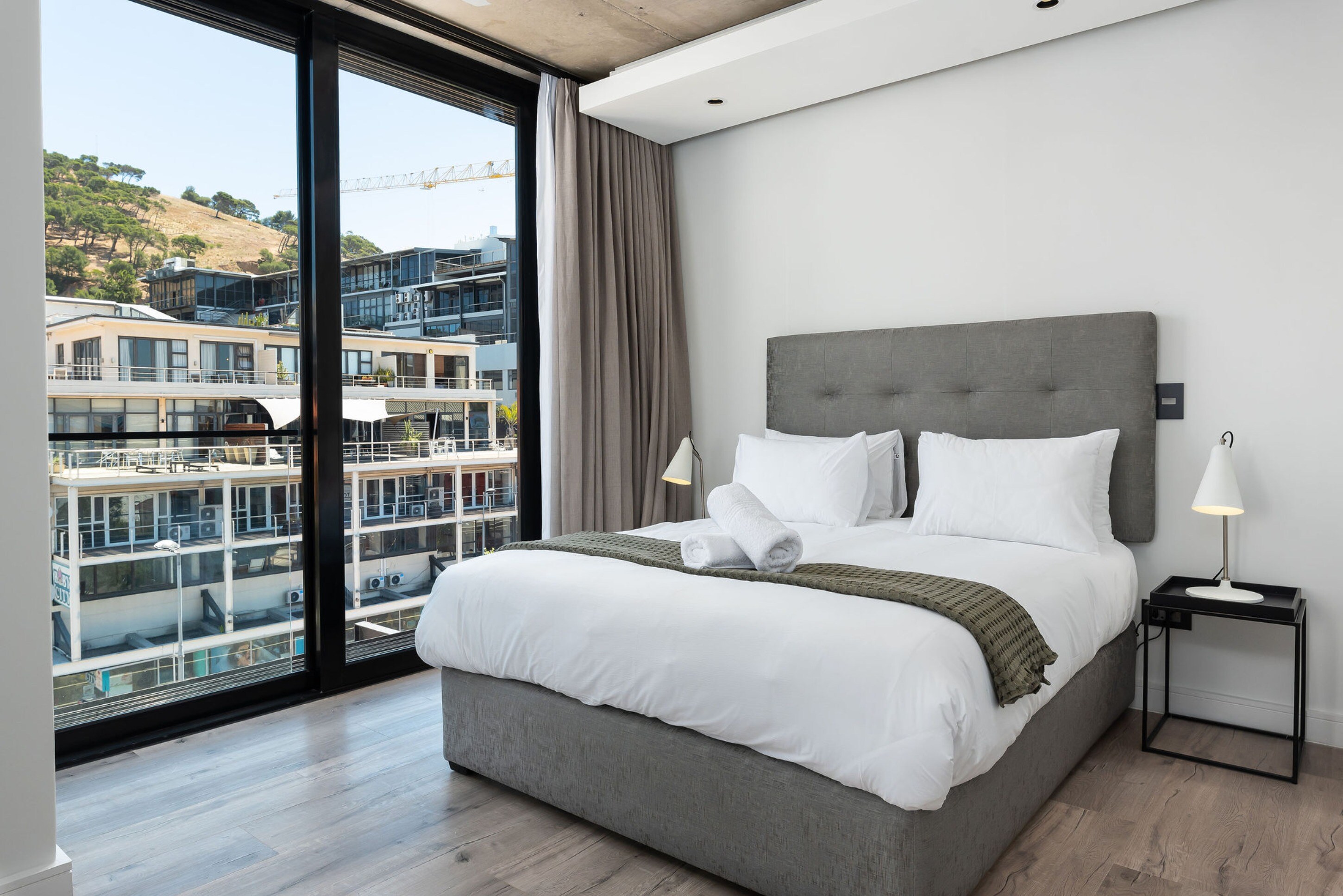 Property Image 2 - Luxe De Waterkant Apartment | Balcony | Netflix