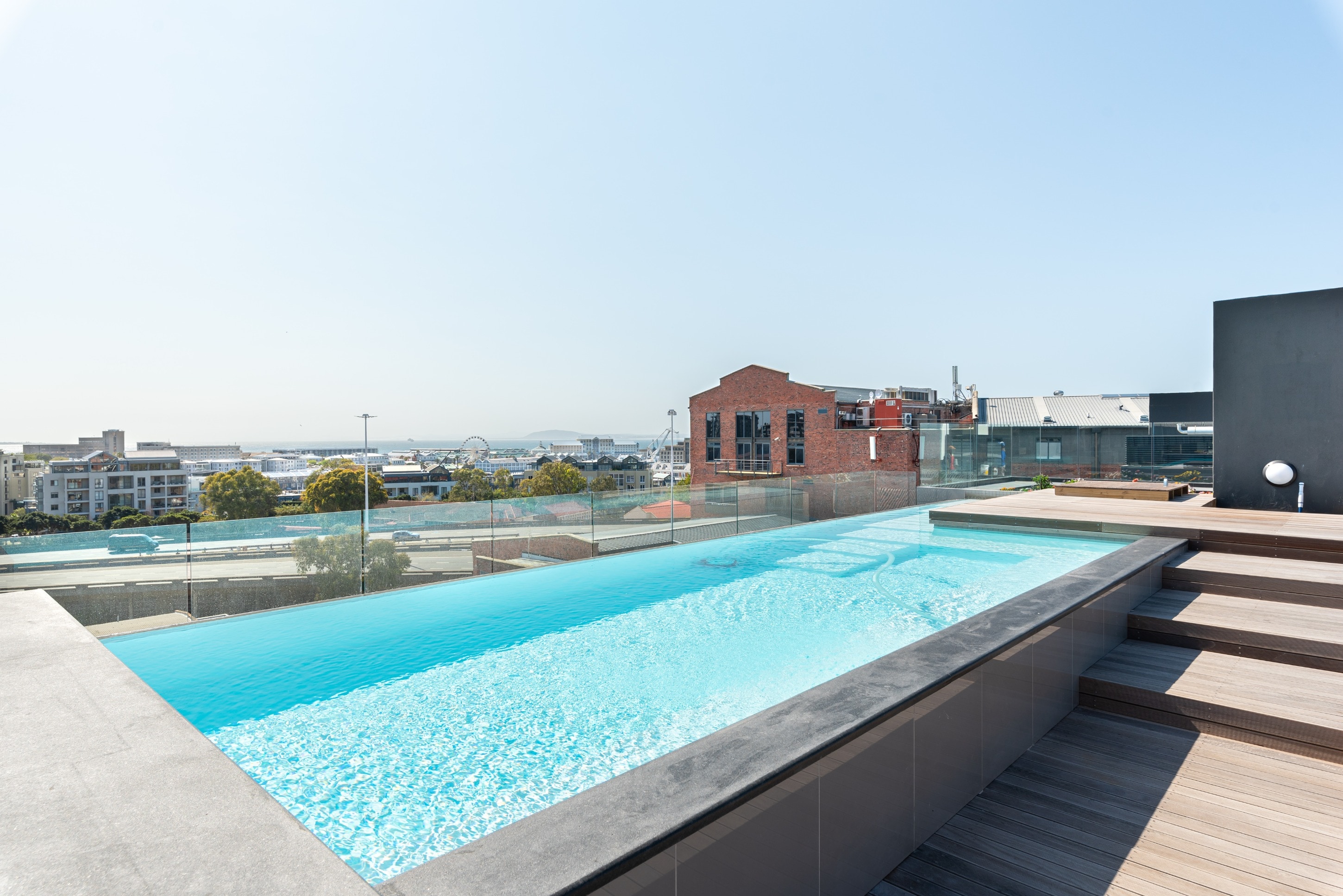 Property Image 2 - Modern De Waterkant Apartment | Pool | BBQ | Wifi