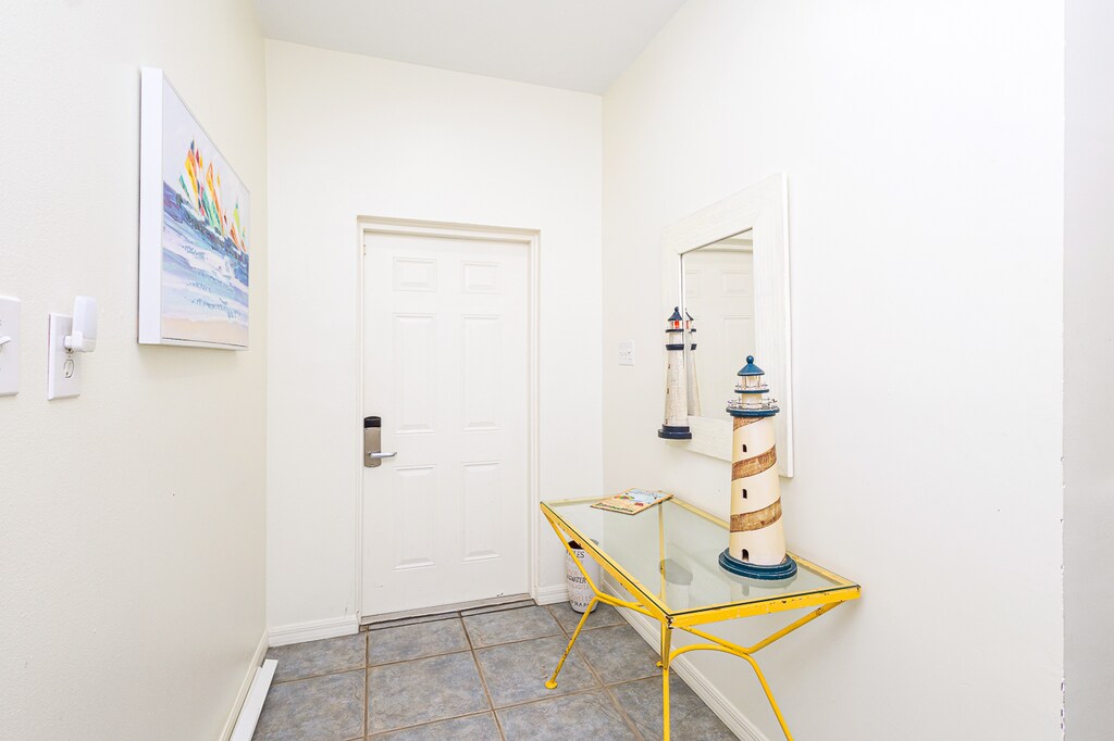 Trident House - Ground Floor Entry