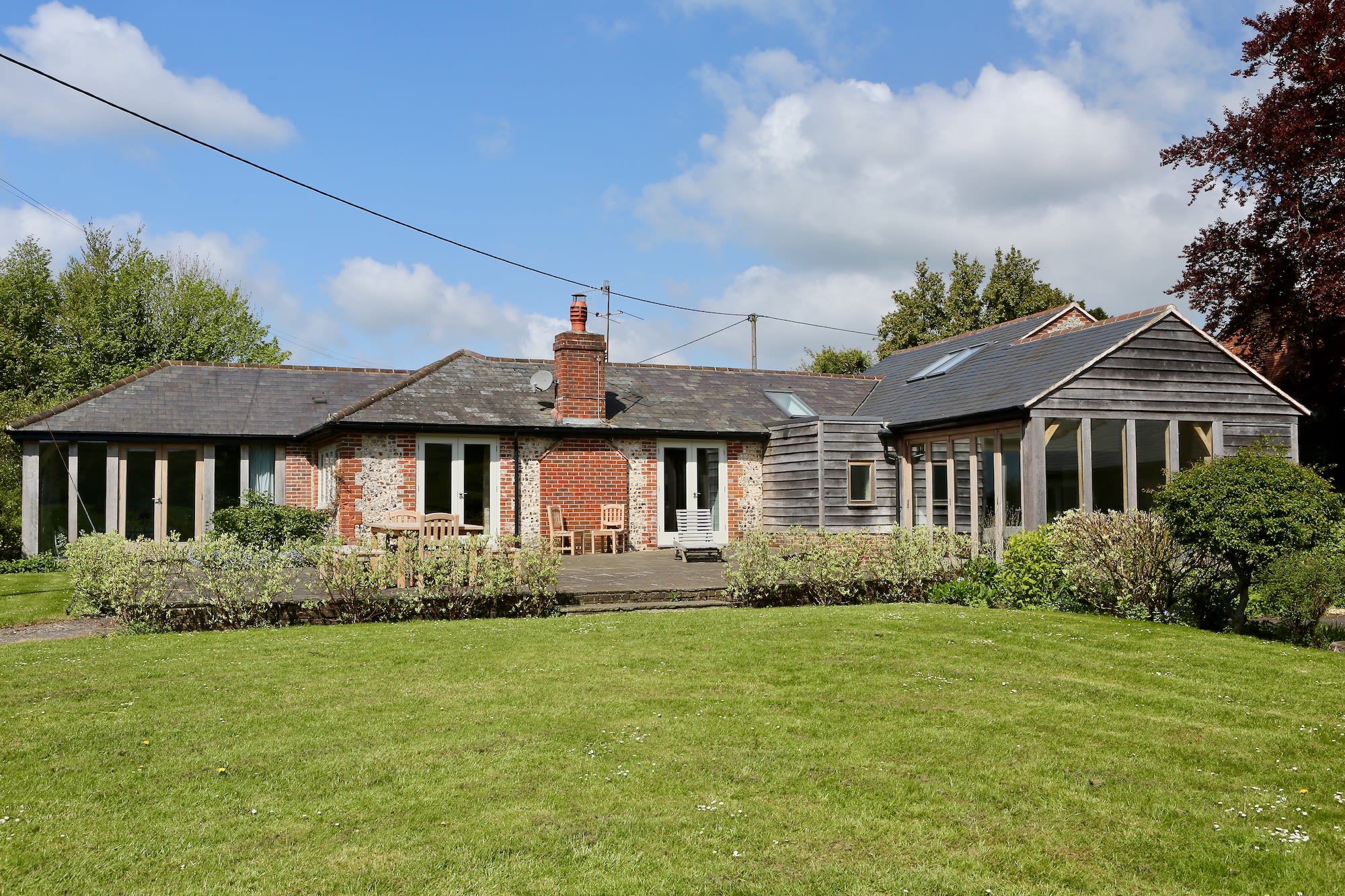 Property Image 1 - Stunning Cottage in South Downs National Park