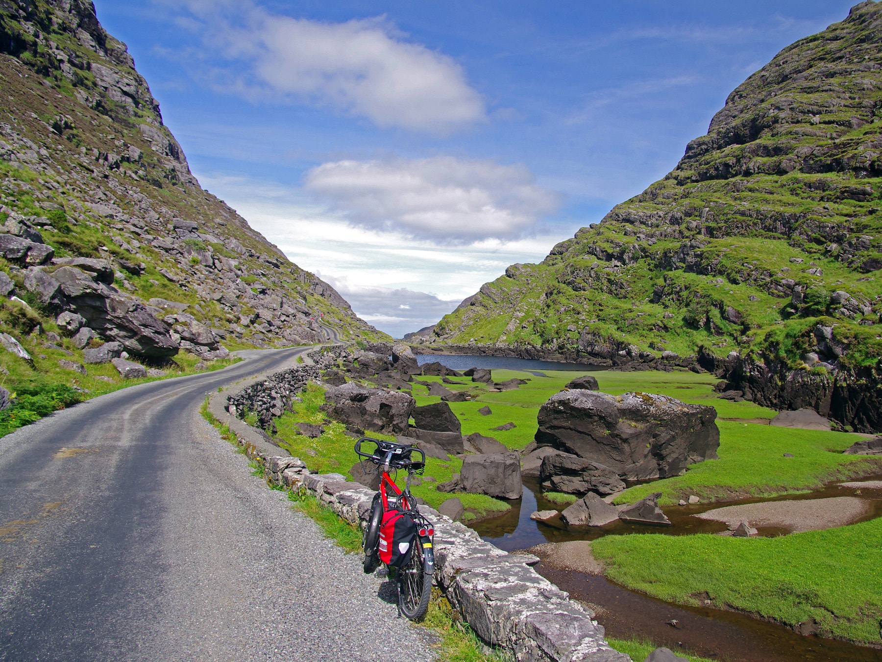 Gap of Dunloe, County Kerry © Tourism Ireland