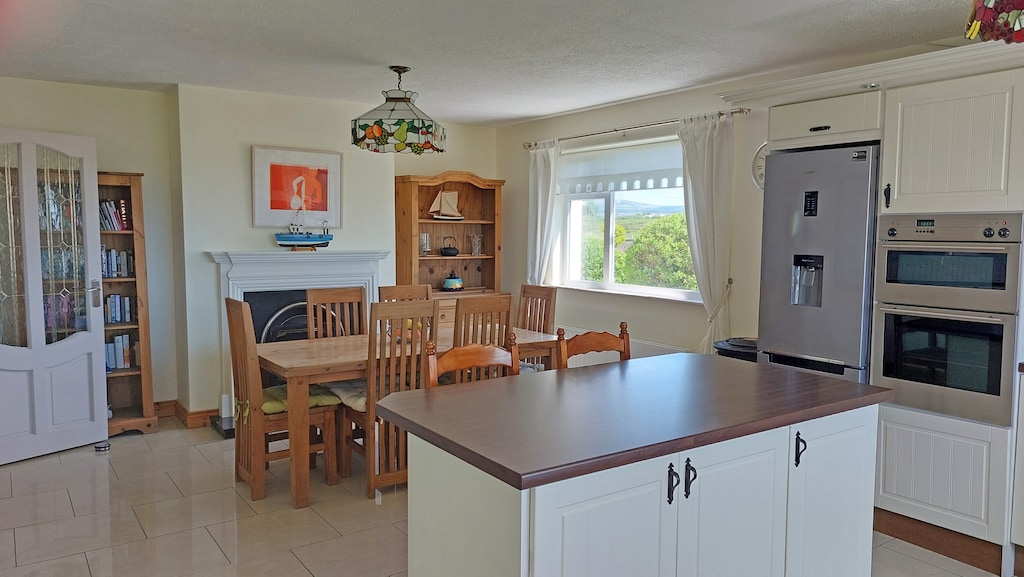 Southland Holiday Home, Miltown Malbay, County Clare

