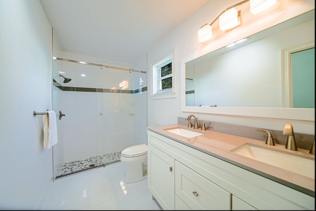 En-suite to bedroom 1 
Walk in shower