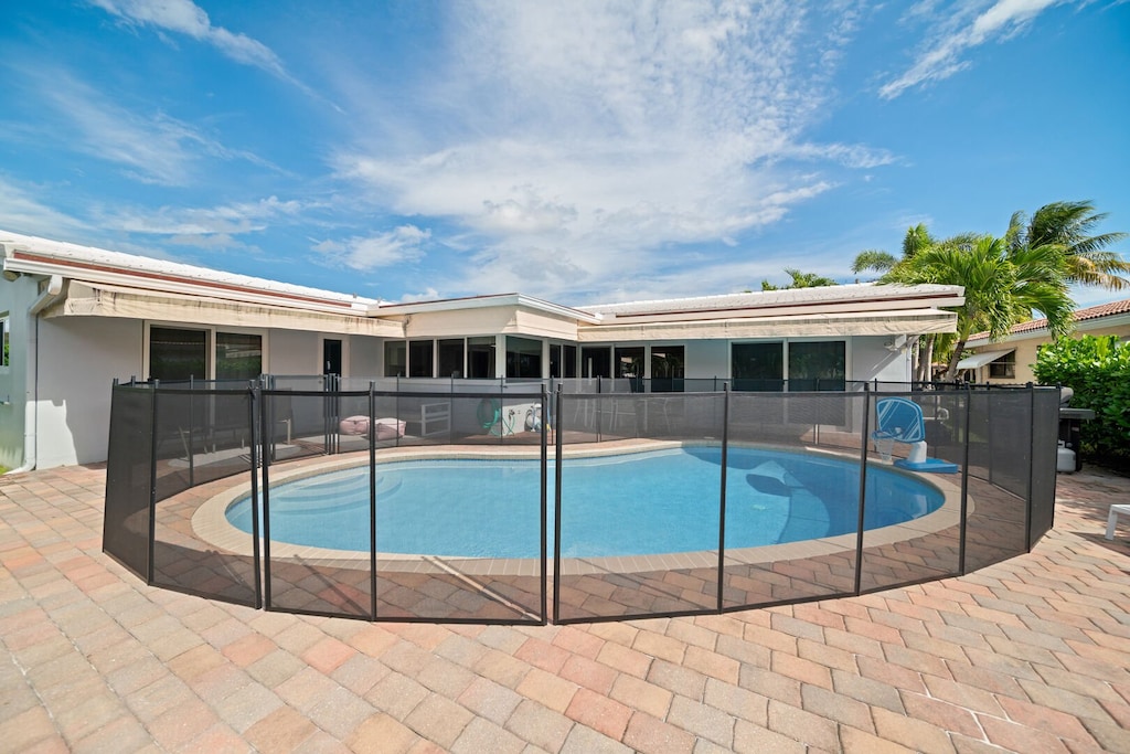 OPTIONAL pool safety fence