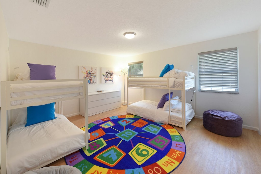 Bedroom 5
2 x Bunk Beds