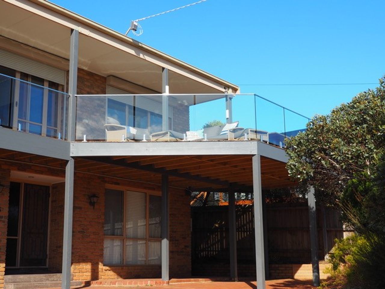 Property Image 1 - Sea & Tree - Double Storey With Bay Views