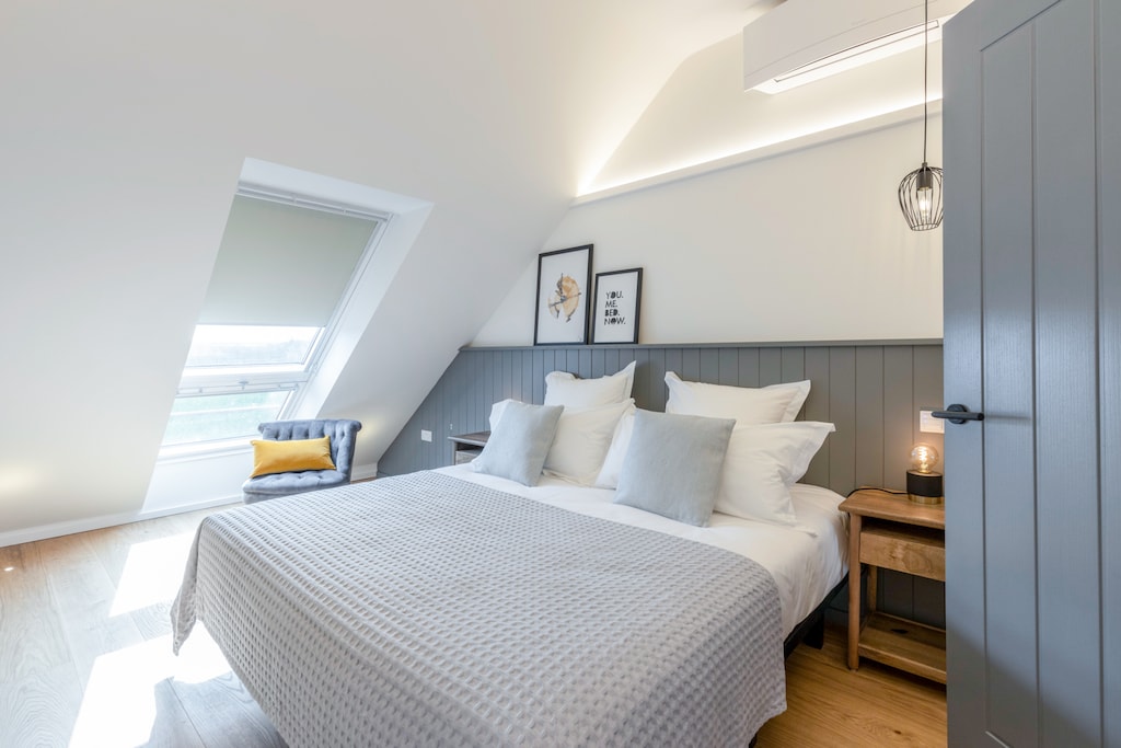 Both bedrooms have superking wide 180cm double beds that can split to two singles on request via our on line checkin after you have booked.