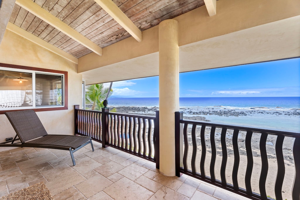 Private primary suite lanai with uninterrupted ocean views—ideal for quiet mornings or sunset wind-downs.
