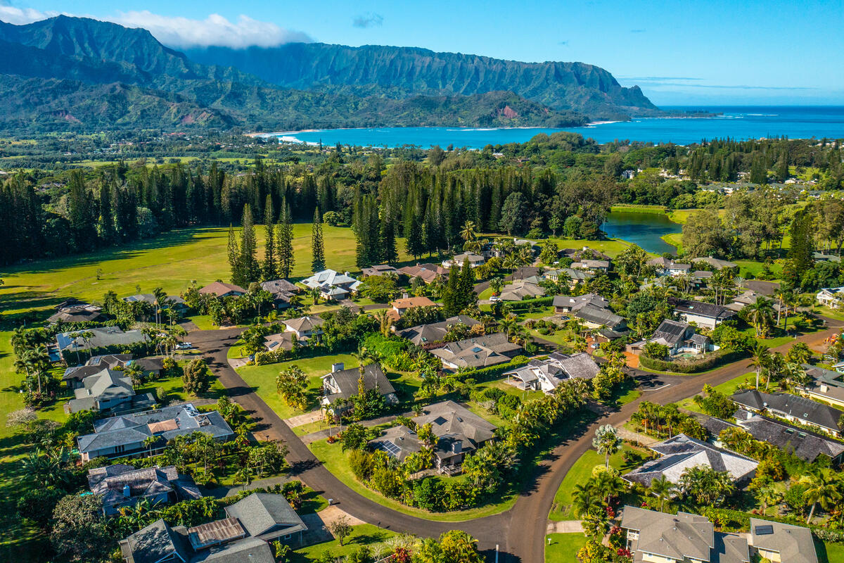 Sweeping vistas of mountains and ocean highlight why Princeville is one of Hawaii’s most sought-after destinations.