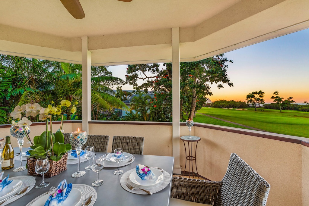 Enjoy sunset dinners on the lanai with panoramic views of the Makai Golf Course and glowing skies over the North Shore.