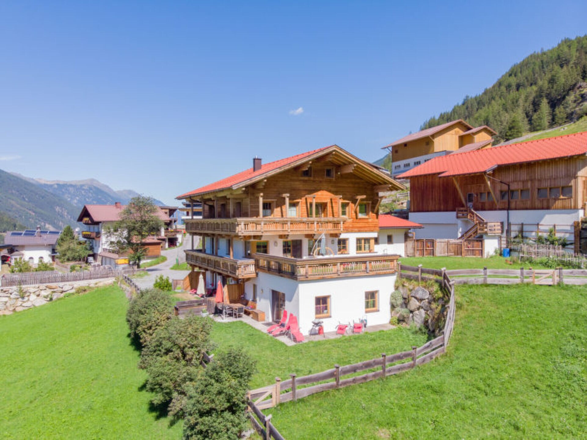 Property Image 1 - The Ultimate Villa with Stunning Views, Tirol Villa 1006