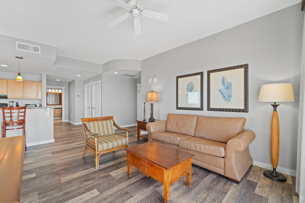 Panama City Beach Condo Unit 903 (4)
