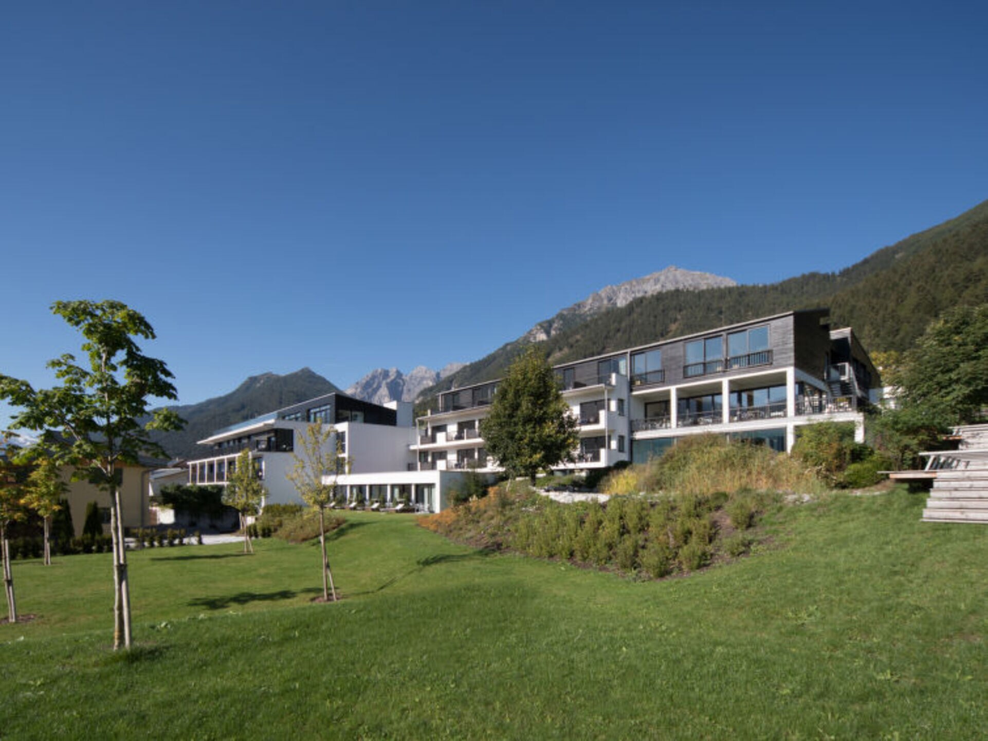 Property Image 1 - Exclusive 2 Bedroom Apartment, Tirol Apartment 1011