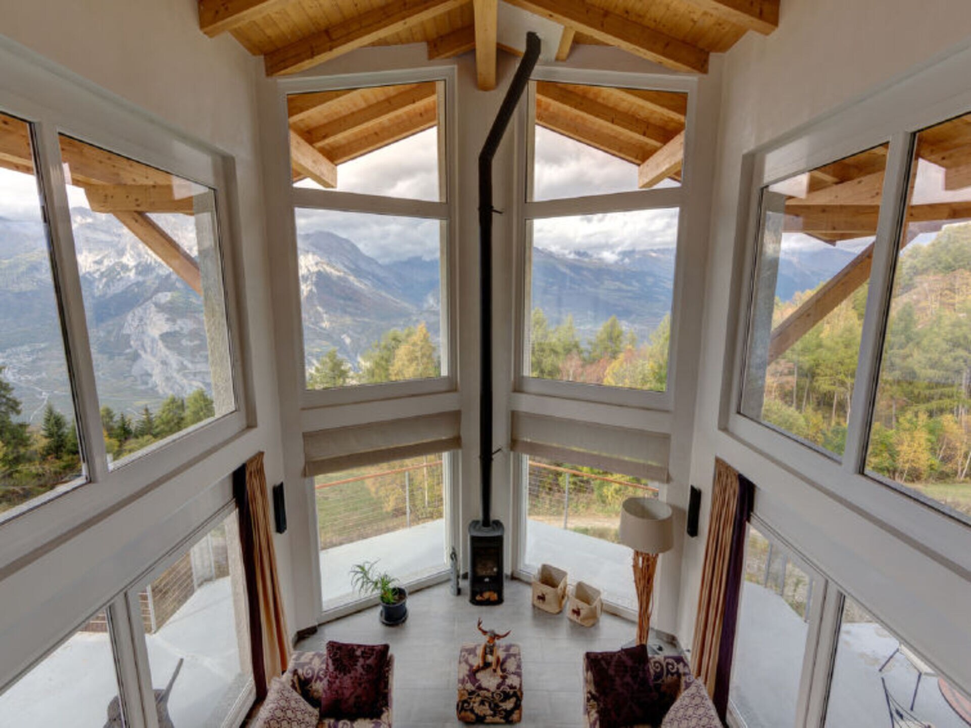 Property Image 2 - Exclusive 4 Bedroom Villa, Valais Villa 1010