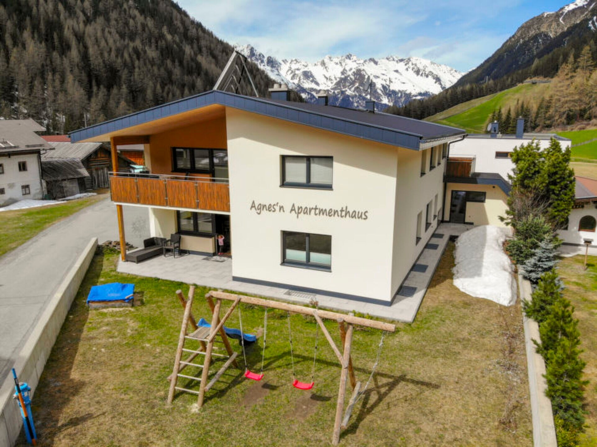 Property Image 1 - The Ultimate Villa with Stunning Views, Tirol Villa 1045