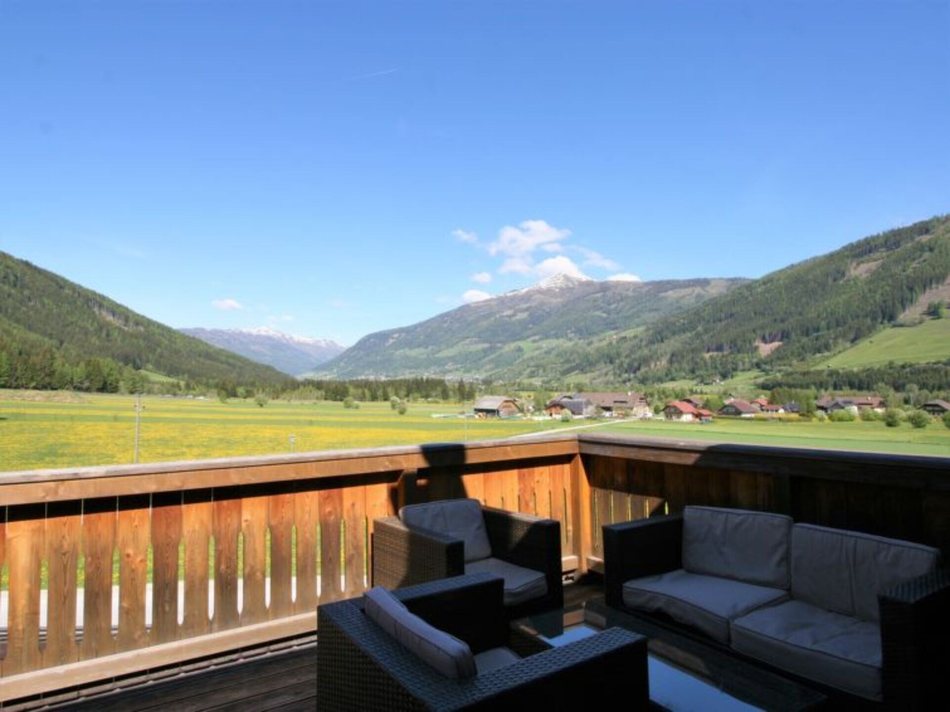 Property Image 2 - Rent Your Own Luxury Villa with 3 Bedrooms, Salzburg Villa 1012