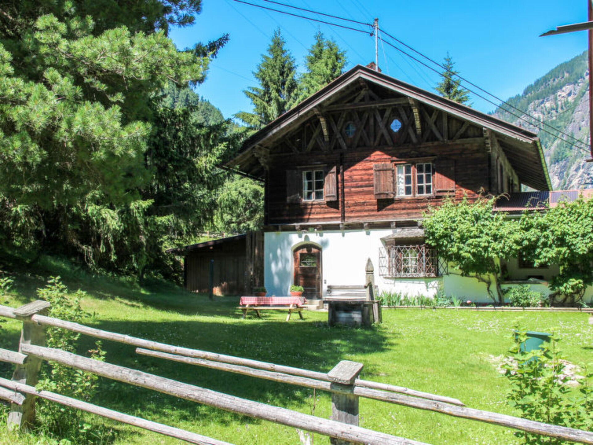 Property Image 1 - House with 5 Bedrooms, Tirol House 1062