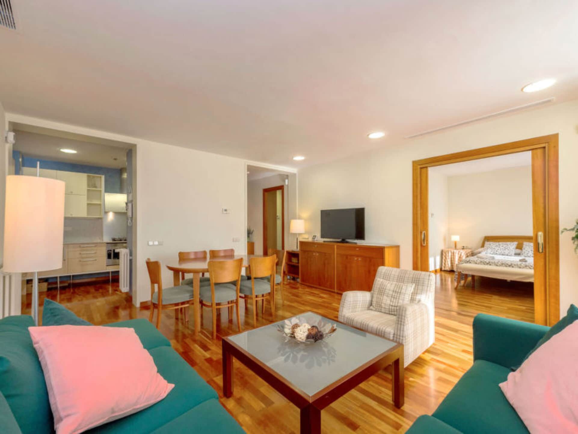 Property Image 1 - You will love this Luxury 3 Bedroom Apartment , Barcelona Apartment 1232
