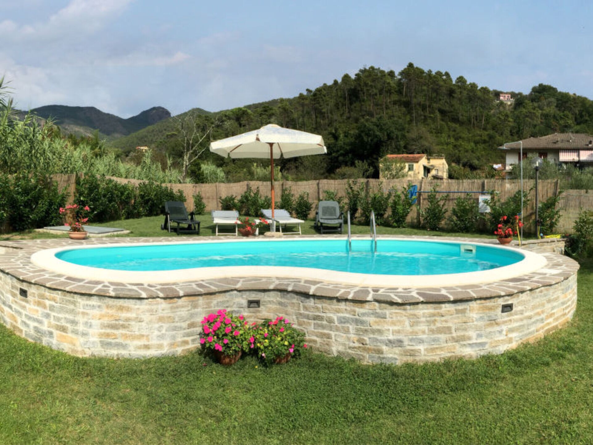 Property Image 1 - Villa with 2 Bedrooms, Liguria Riviera Villa 1004
