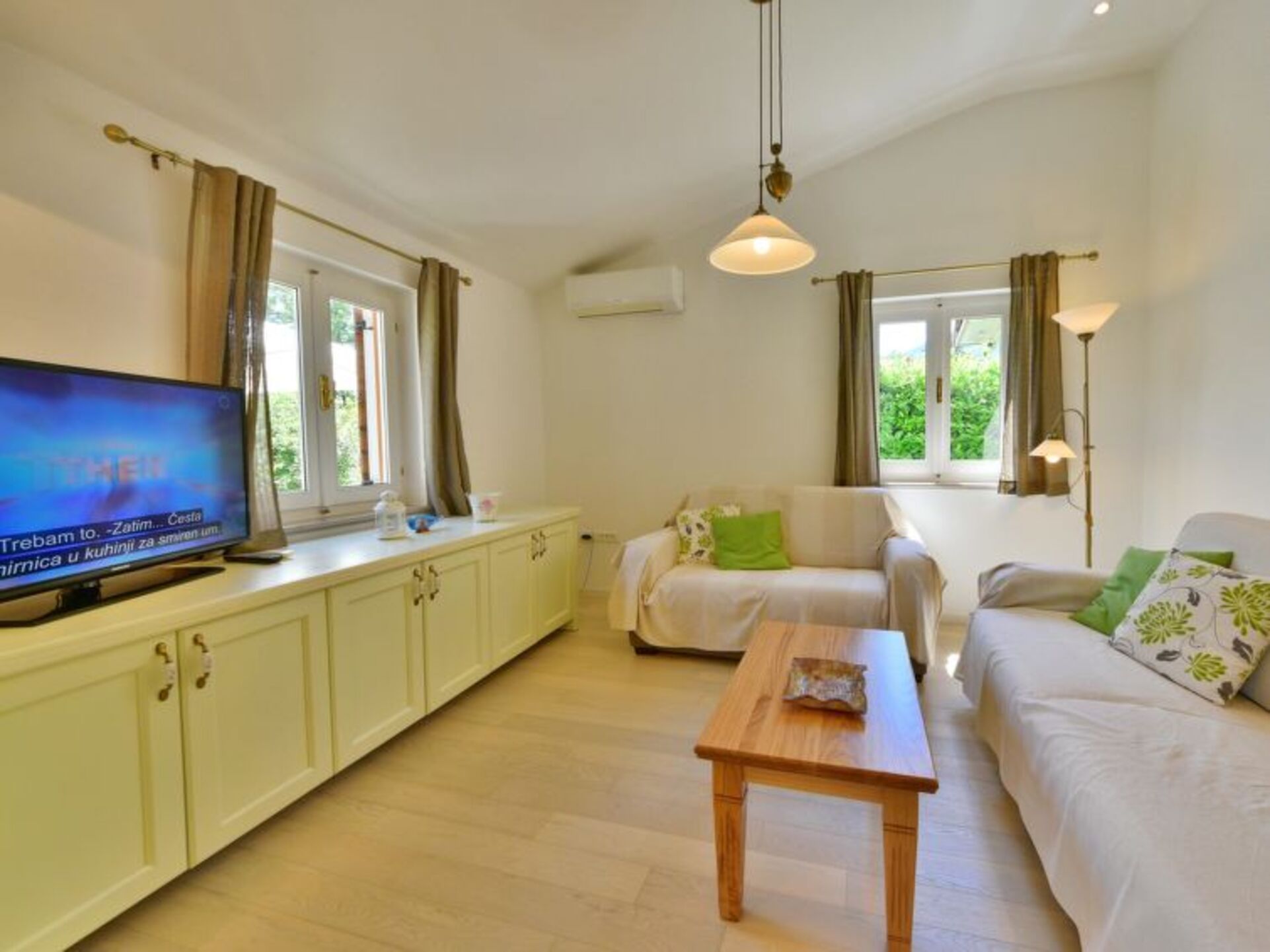Property Image 2 - Luxury Apartment for the Perfect Holiday, Primorsko-goranska županija Apartment 1075