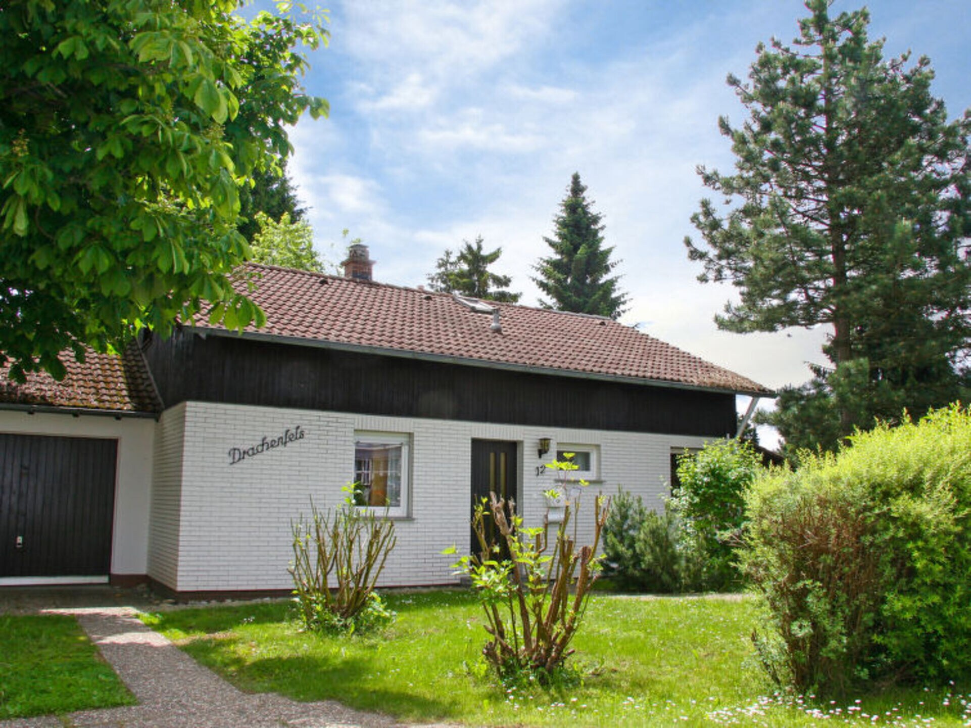 Property Image 1 - Villa with First Class Amenities, Baden-Württemberg Villa 1014