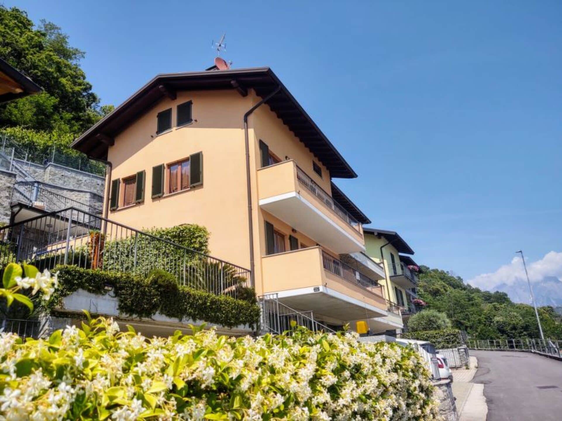 Property Image 2 - Luxury Apartment in Prime Location, Lake Como Apartment 1020