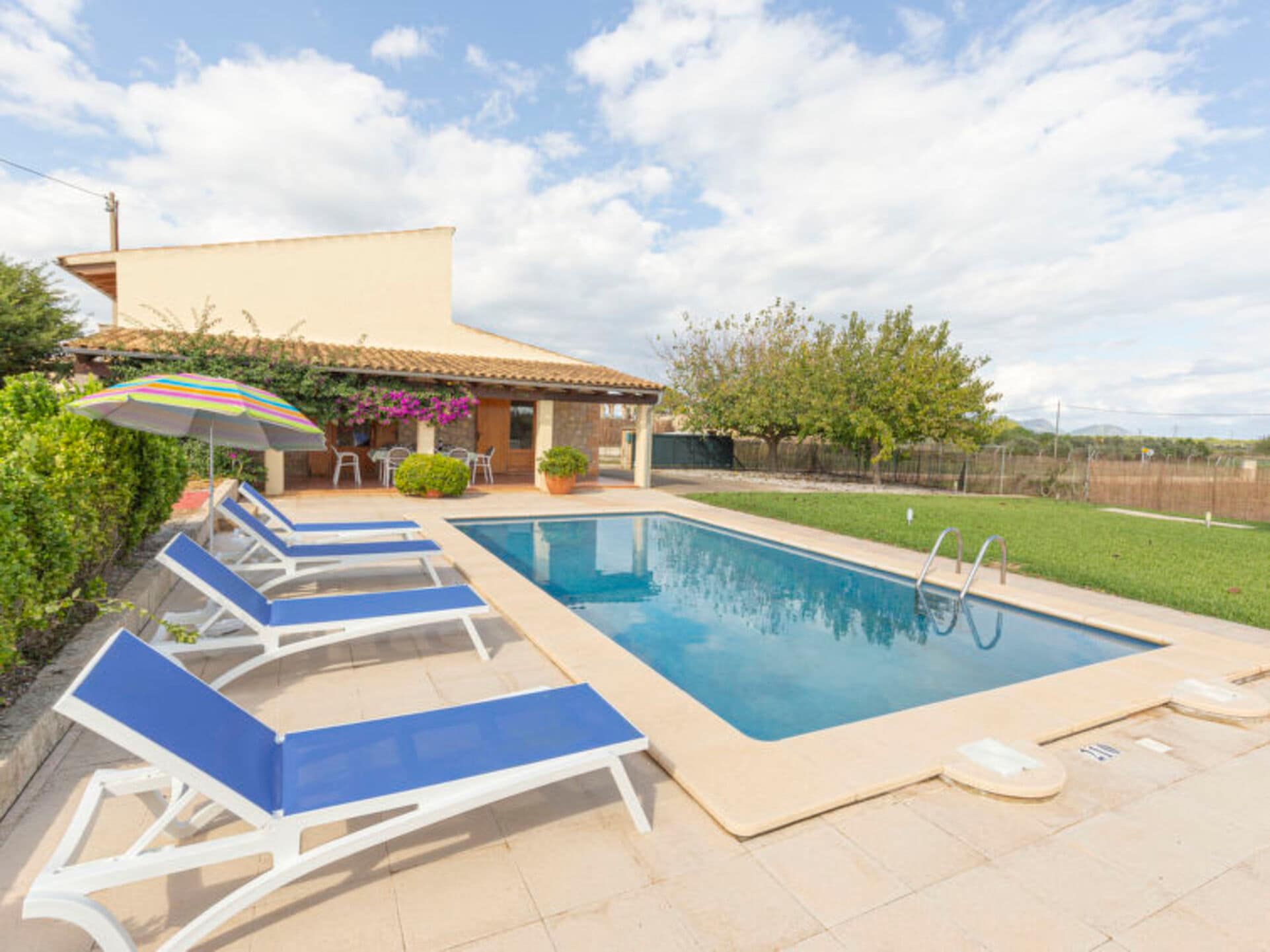 Property Image 1 - Rent Your Own Luxury Villa with 4 Bedrooms, Mallorca Villa 1329