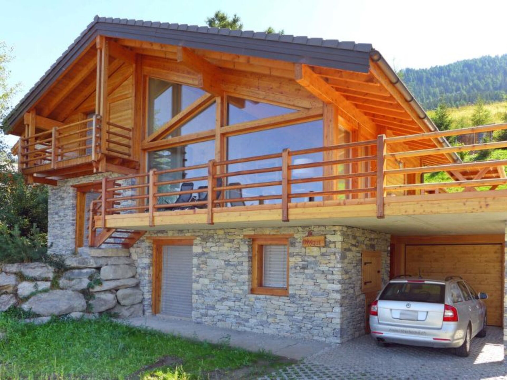 Property Image 1 - Chalet with First Class Amenities, Valais Chalet 1076