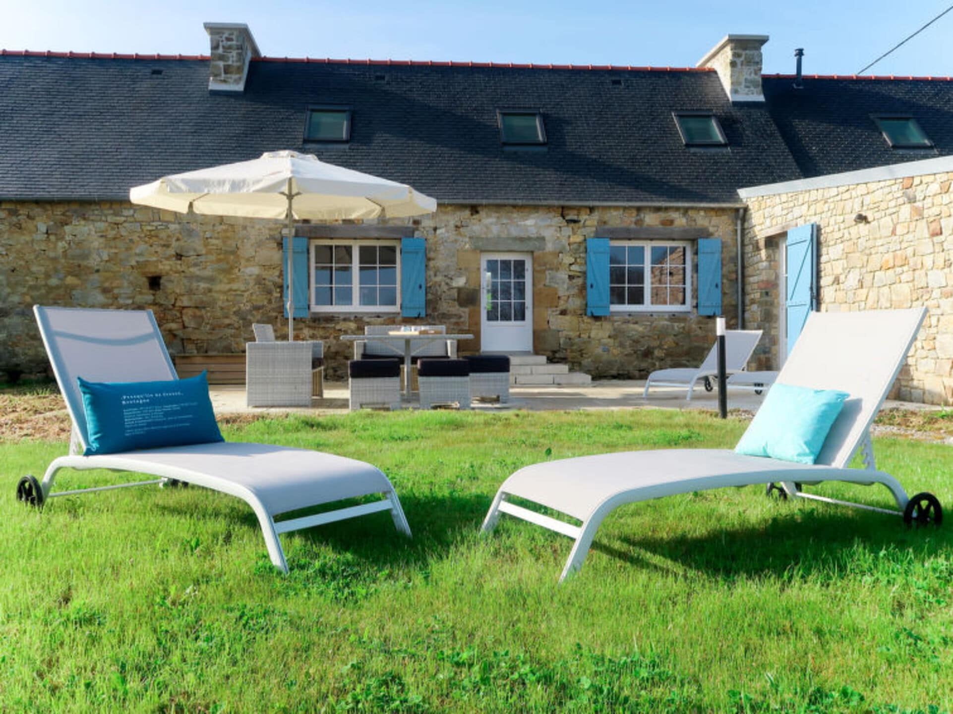 Property Image 1 - Villa with First Class Amenities, Bretagne Villa 1057