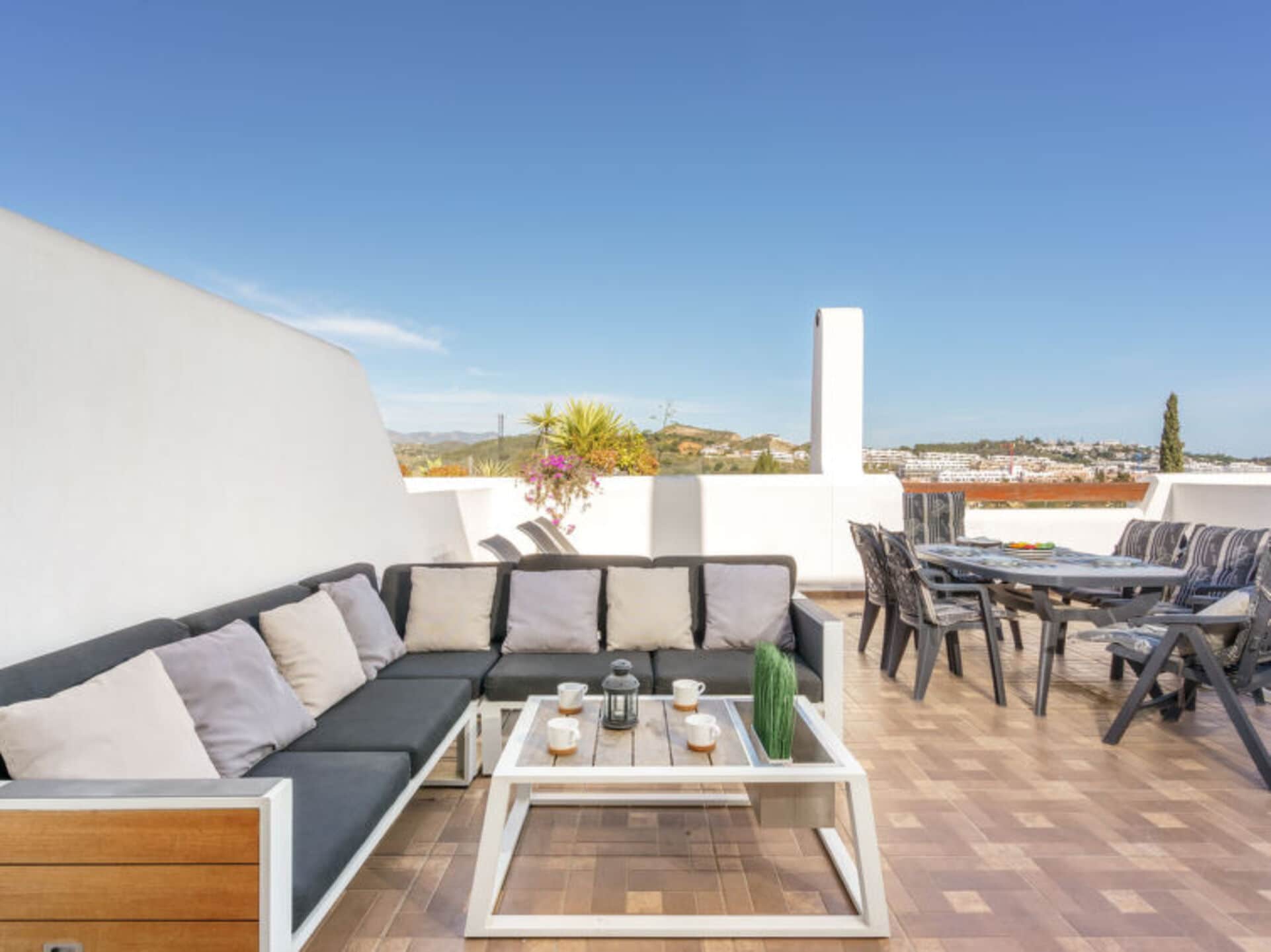 Property Image 2 - Rent Your Own Luxury Villa with 3 Bedrooms, Costa del Sol Villa 1151