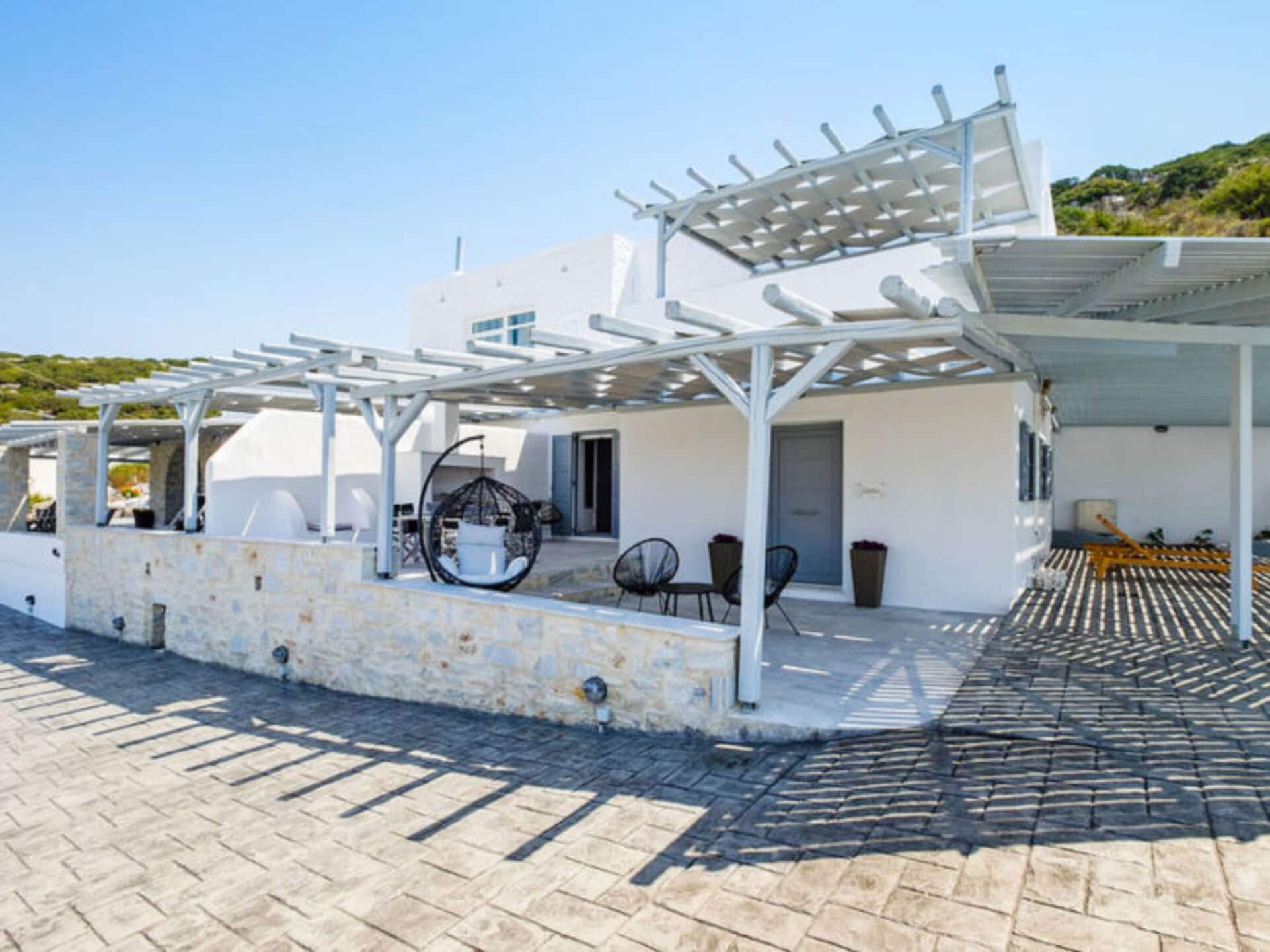 Property Image 1 - Rent Your Own Luxury Villa with 2 Bedrooms, Cyclades Villa 1005