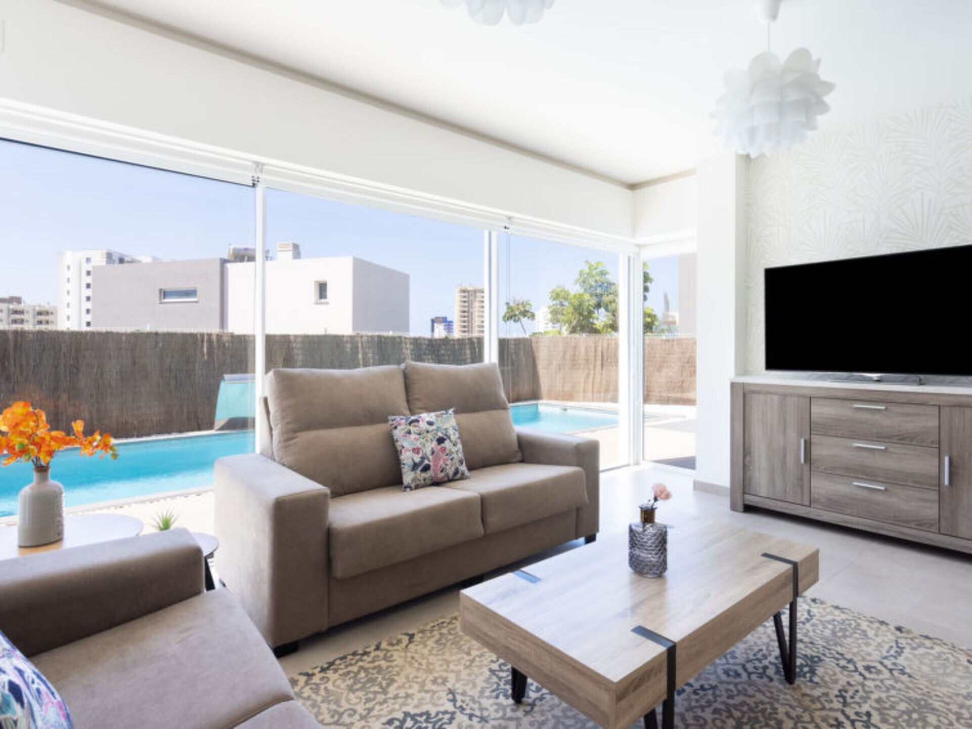 Property Image 2 - Rent Your Own Luxury Villa with 3 Bedrooms, Tenerife Villa 1010
