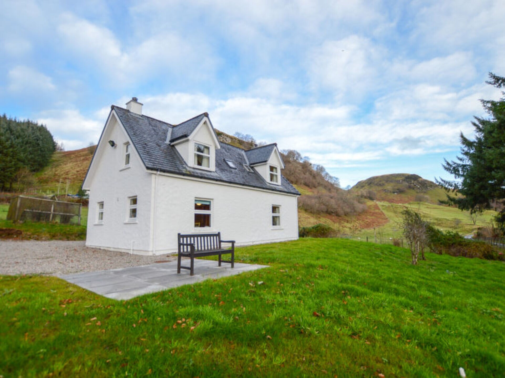 Property Image 1 - The Ultimate Villa in an Ideal Location, Scotland Villa 1049