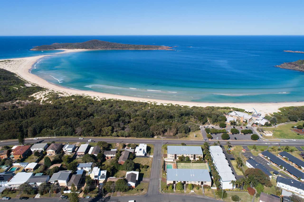 Property Image 2 - Oceans 22 at Fingal Bay