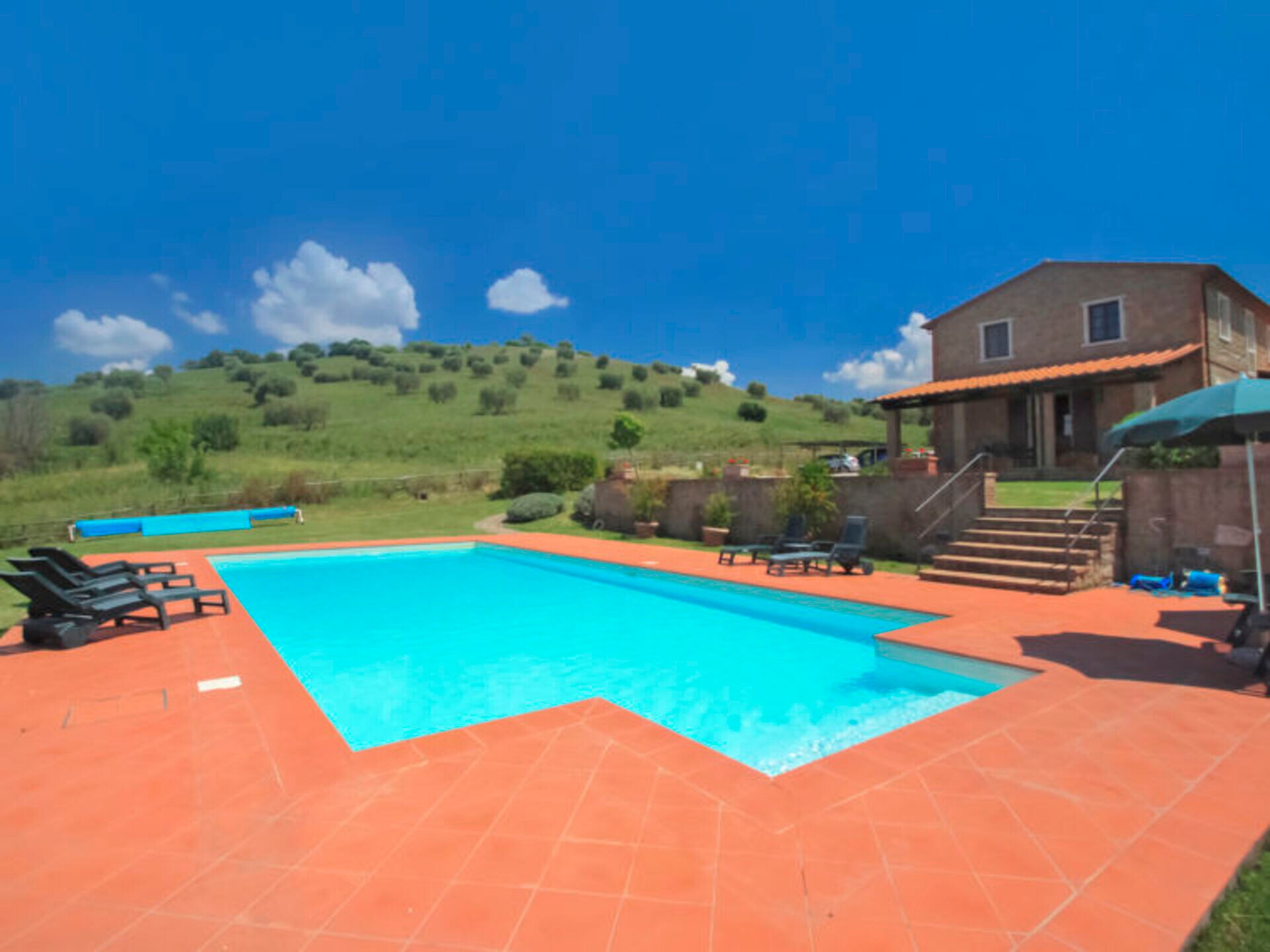 Property Image 1 - Rent Your Own Luxury Villa with 5 Bedrooms, Maremma Villa 1005