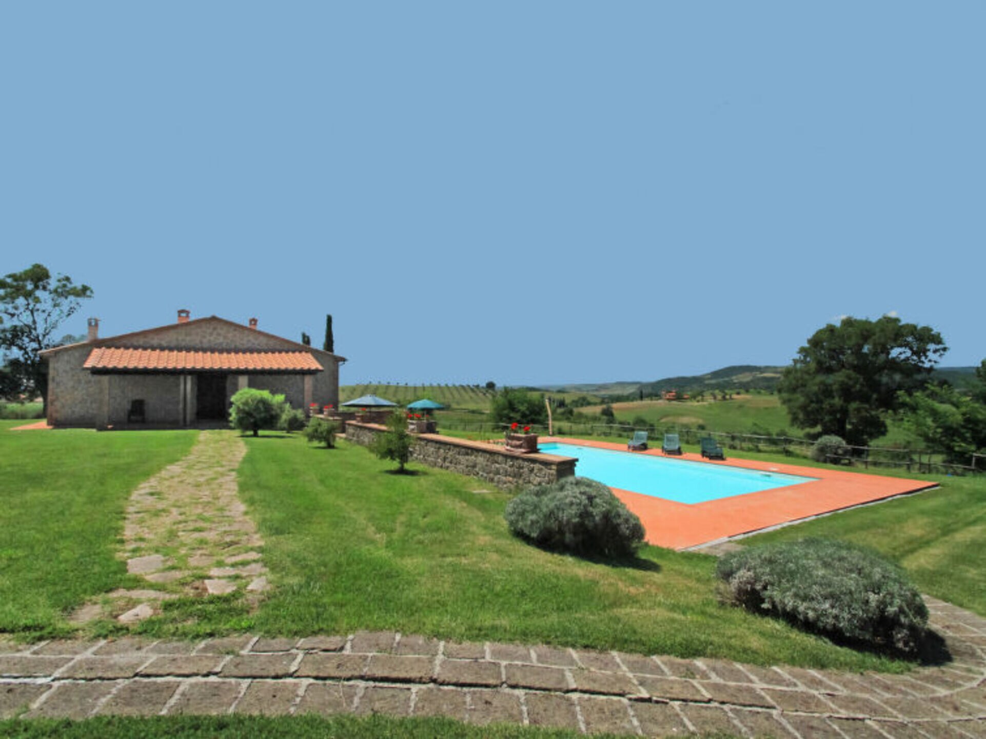 Property Image 2 - Rent Your Own Luxury Villa with 5 Bedrooms, Maremma Villa 1005