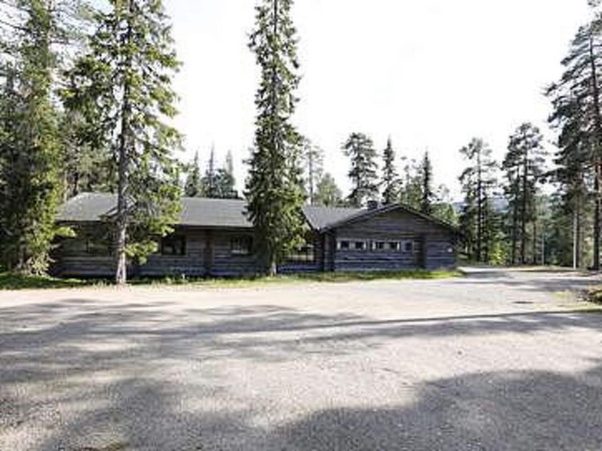 Property Image 1 - Luxury 8 Bedroom Villa, Lapland Villa 1017