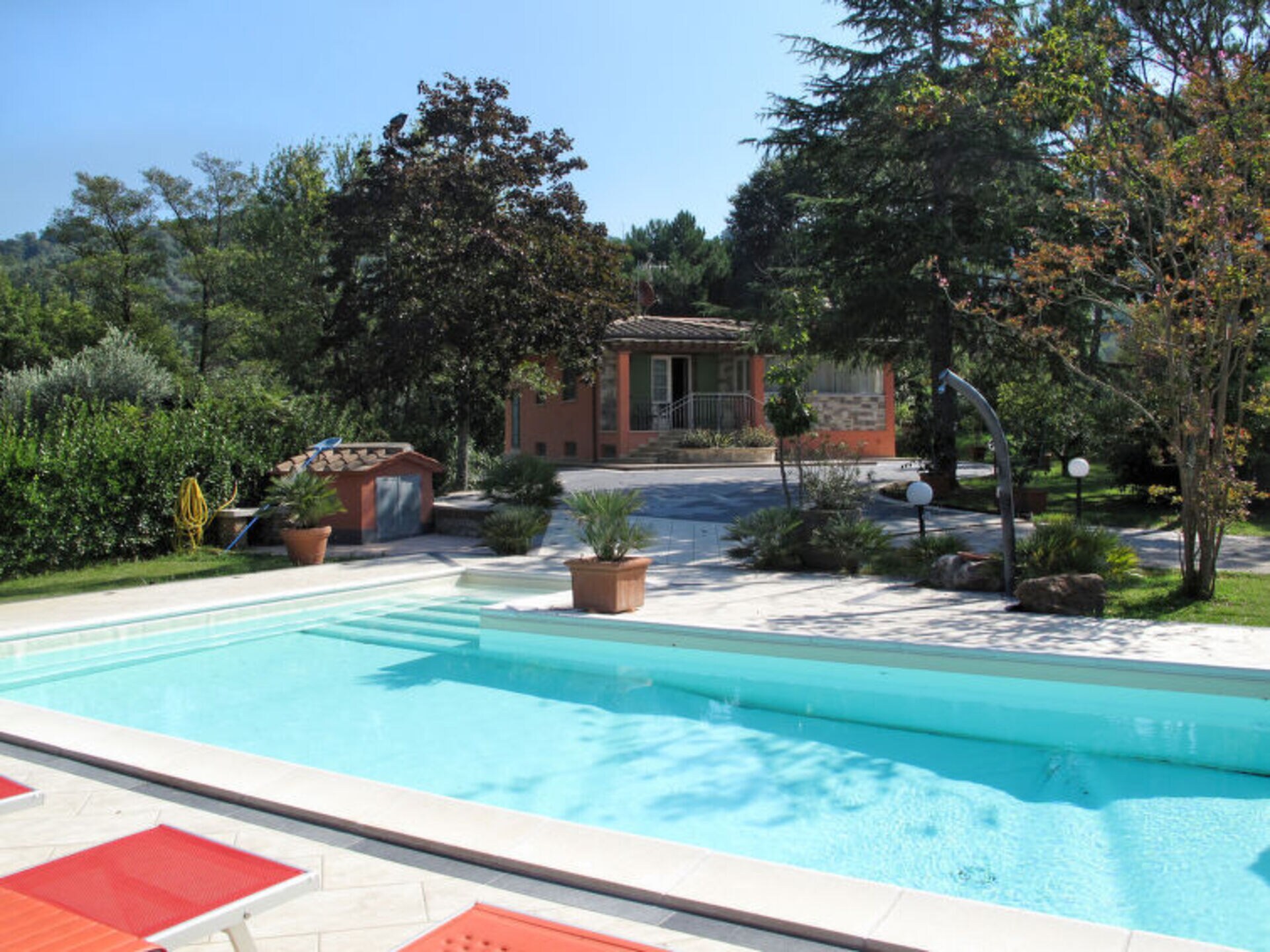 Property Image 1 - Rent Your Own Luxury Villa with 3 Bedrooms, Versilia, Lunigiana and surroundings Villa 1024