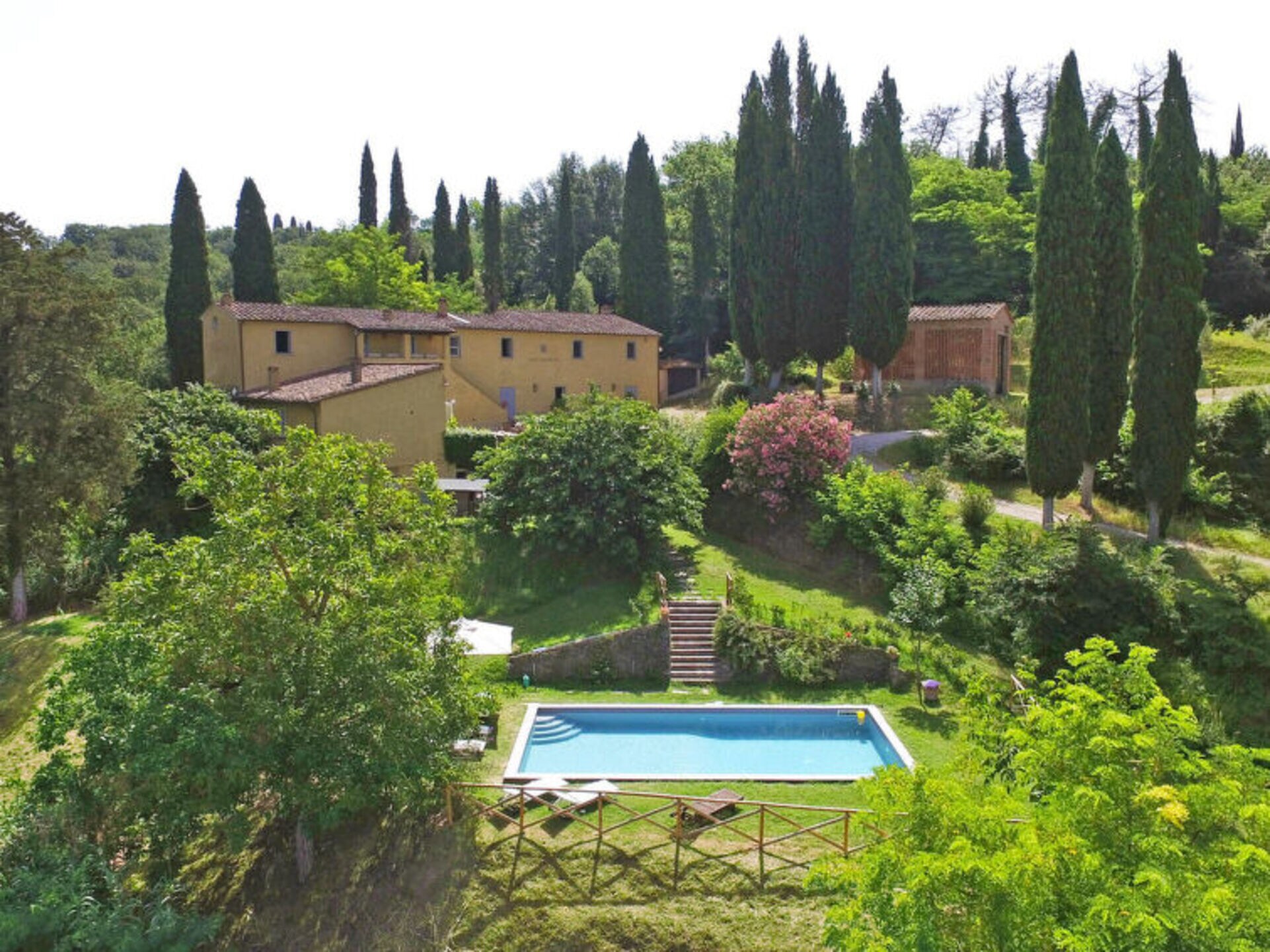 Property Image 1 - Exclusive 4 Bedroom Villa, Lucca Pisa and Surroundings Villa 1074