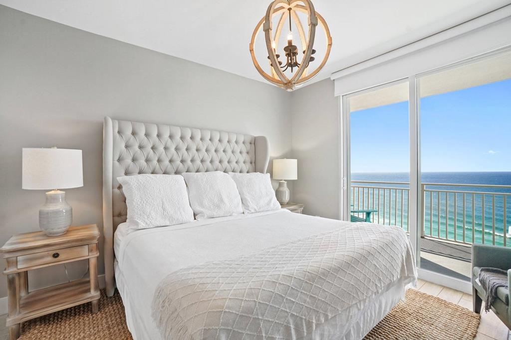 Main Bedroom with Balcony
