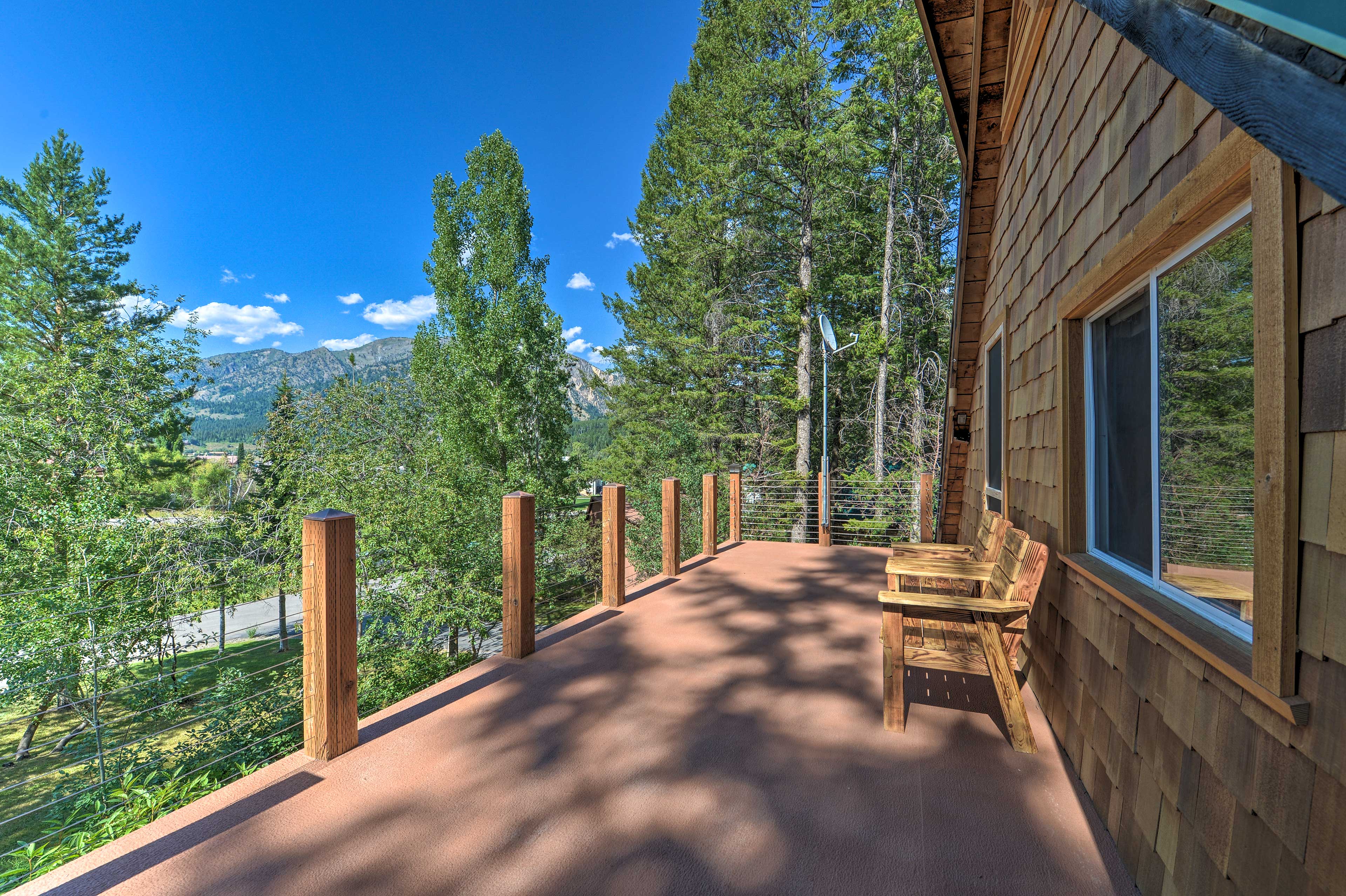 Property Image 2 - Alpine Adventures: Cozy Log Cabin w/ Deck & Views!