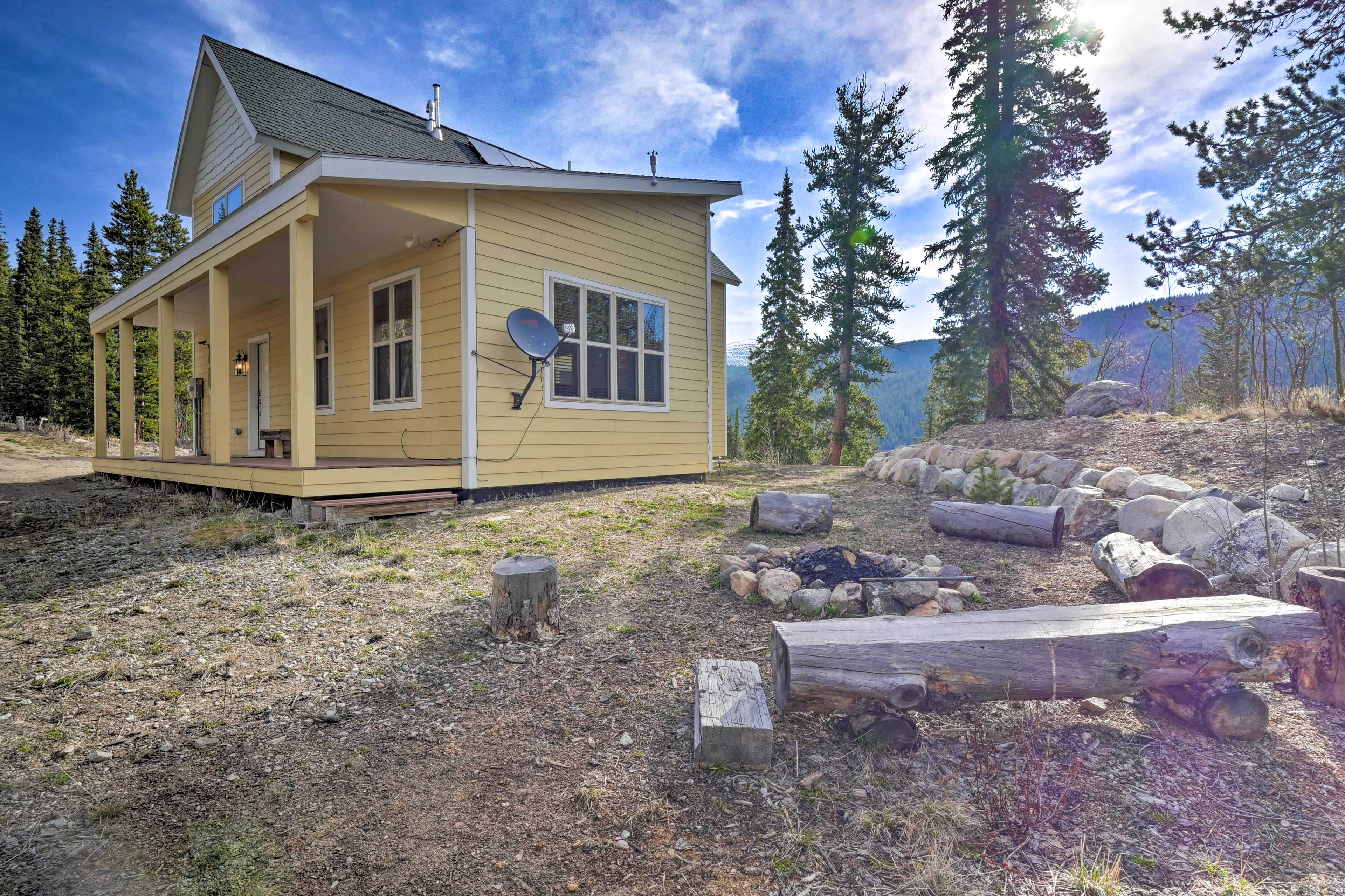 Property Image 2 - Alma Home ~ 20 Mi to Breckenridge: Mtn Views!