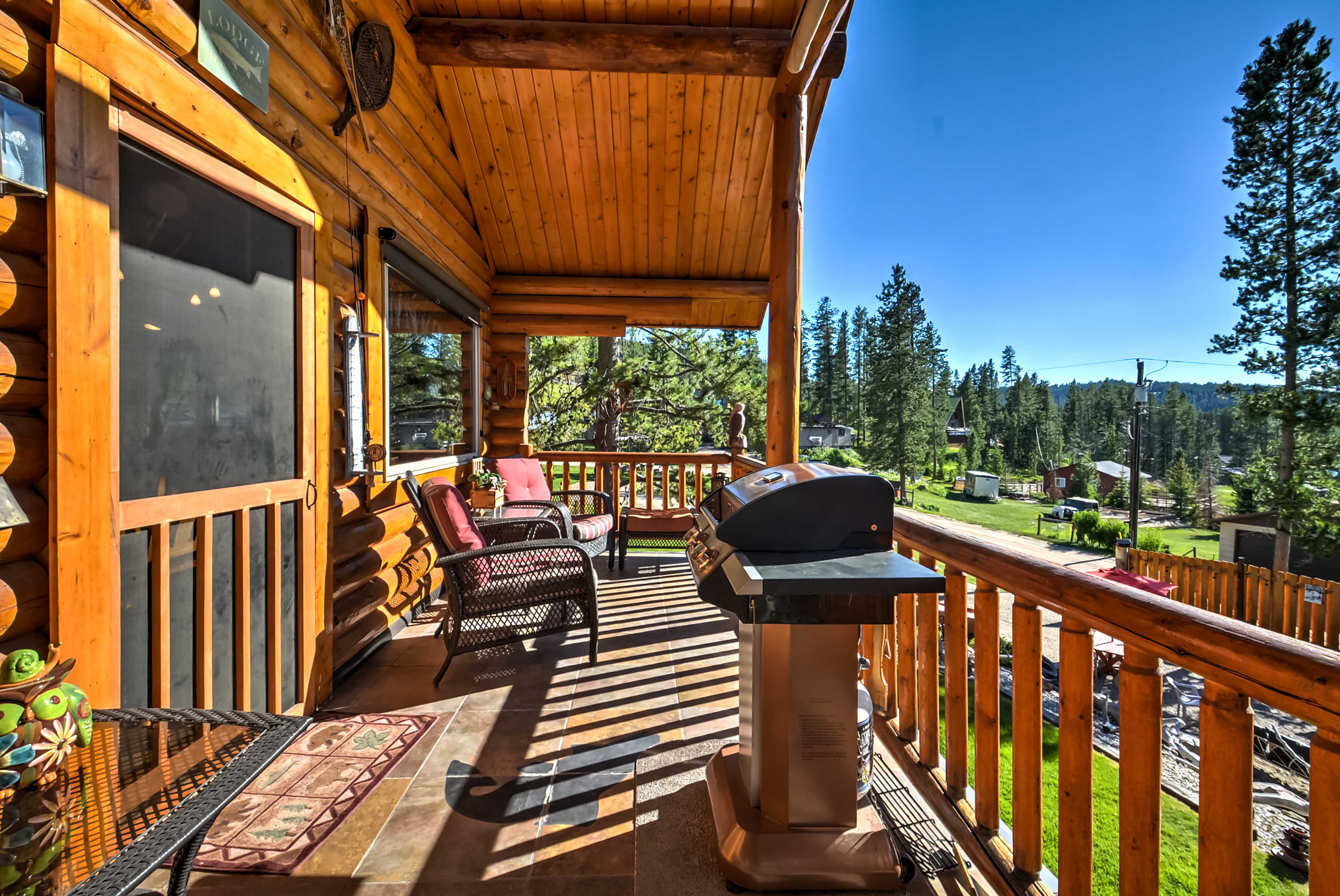 Anaconda Cabin, Fire Pit & Walk to Lake Home Rental in