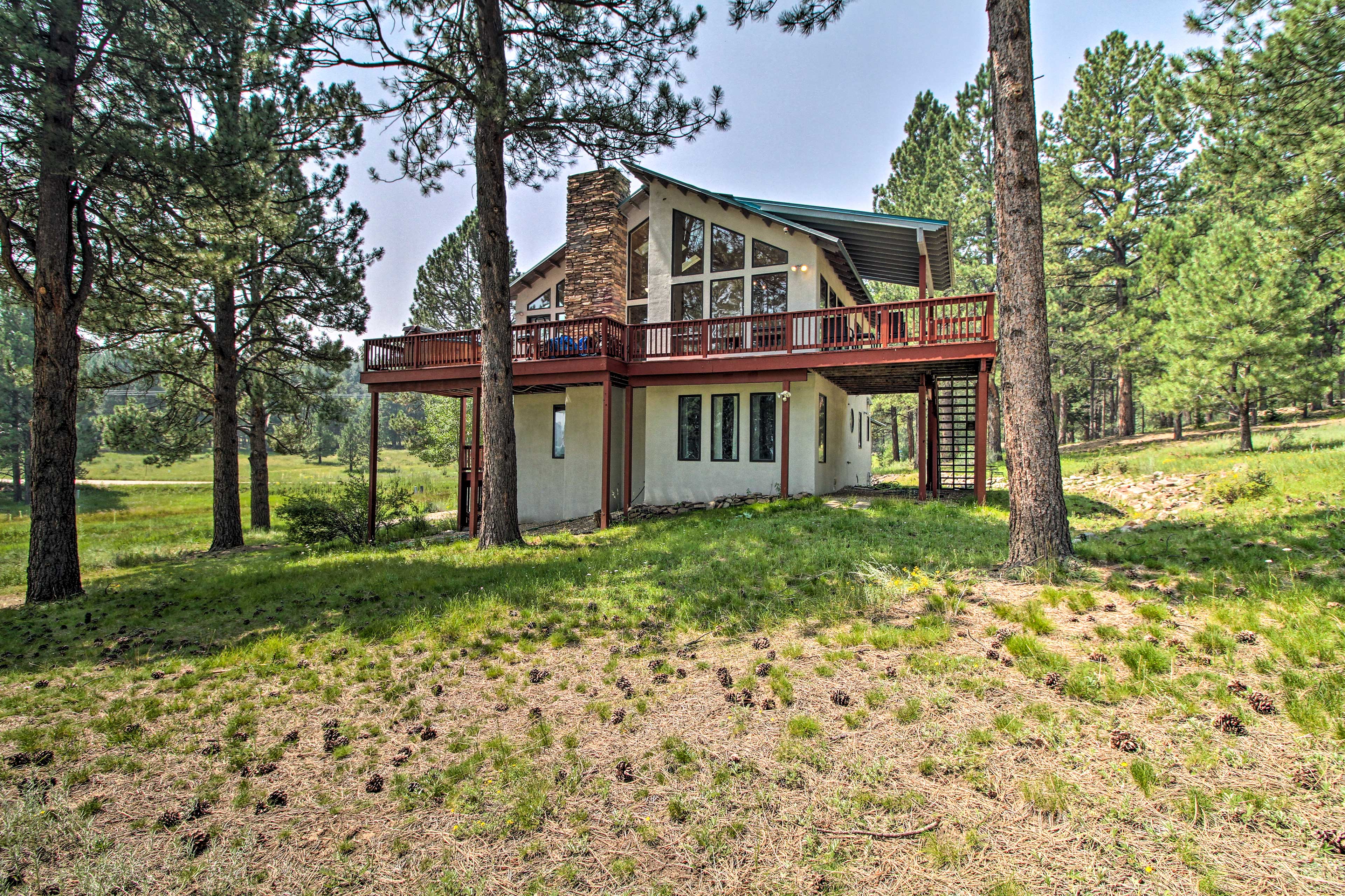 Property Image 2 - Angel Fire Escape w/ Hot Tub - 2 Mi to Gondola!