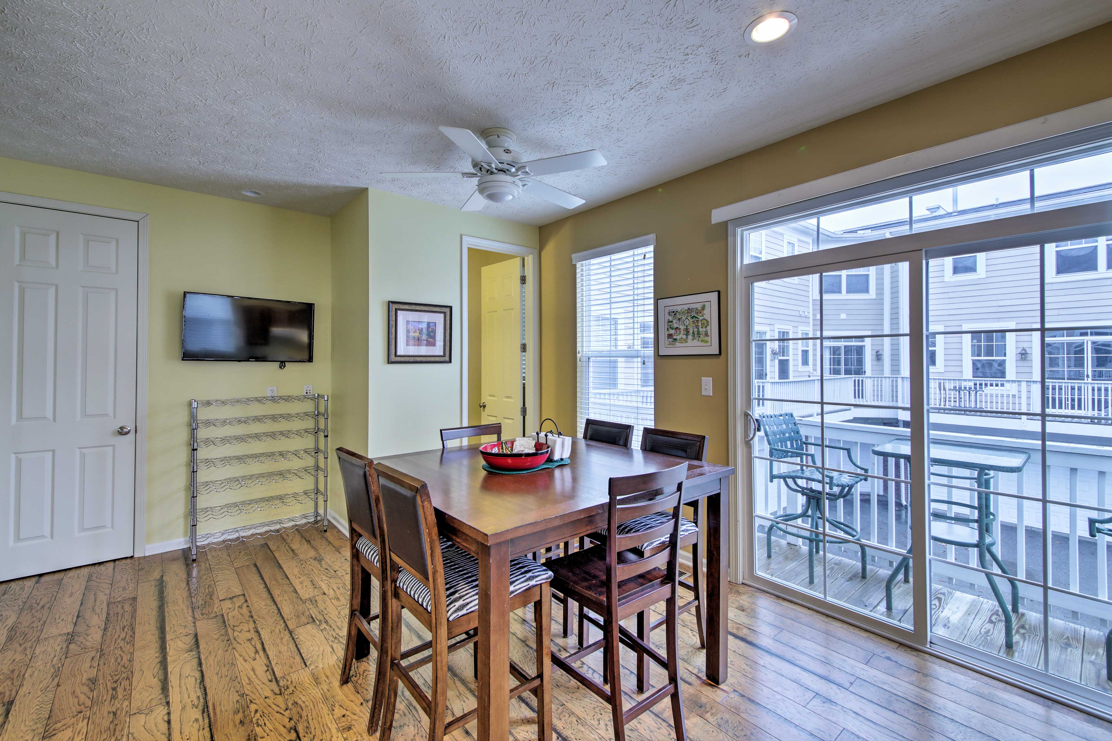 Property Image 2 - Arts & Design District Condo: Steps to Monon Trail