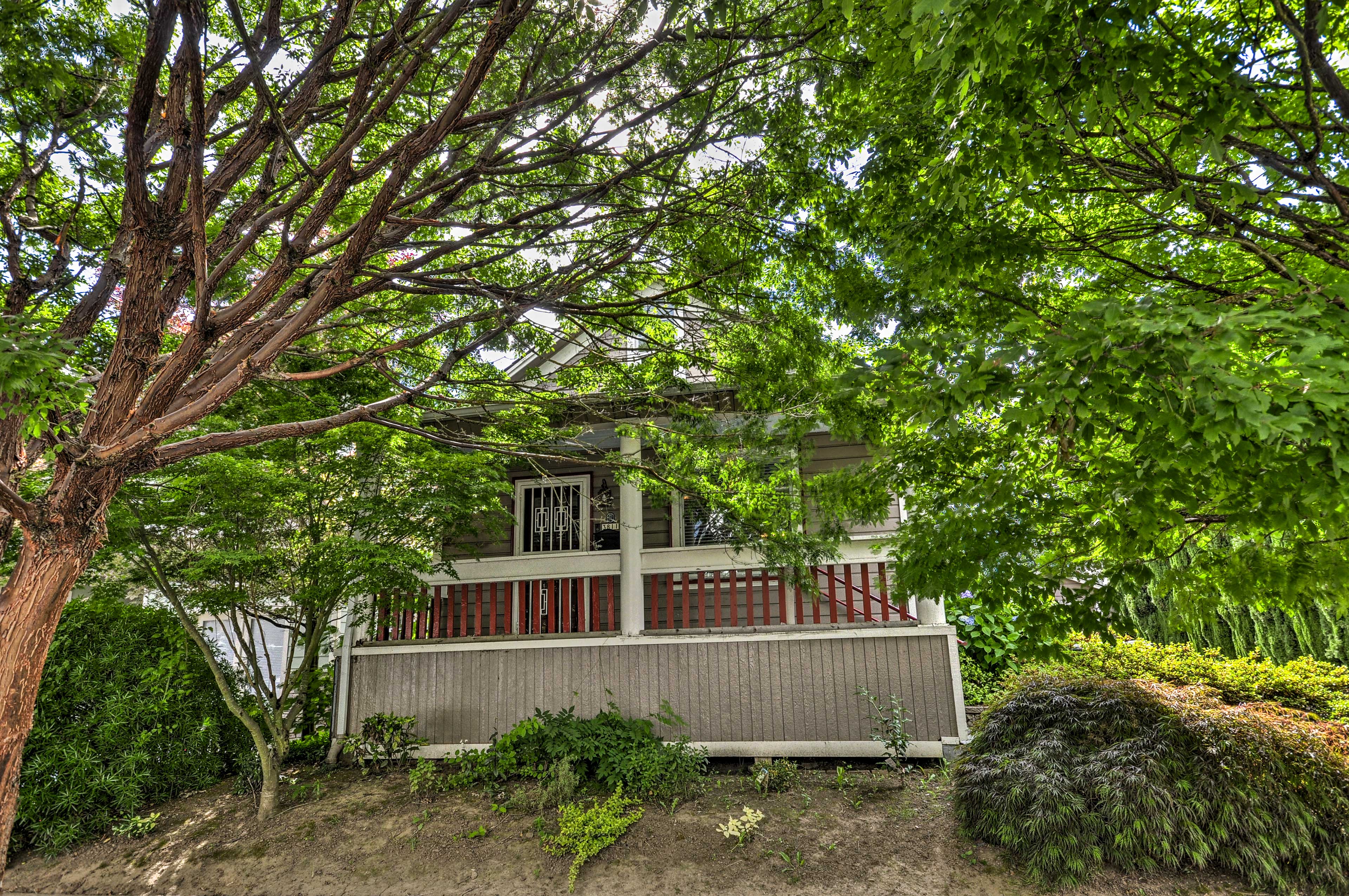 Property Image 1 - Artsy PNW Home w/ Hot Tub & Yard, Half Mi to River