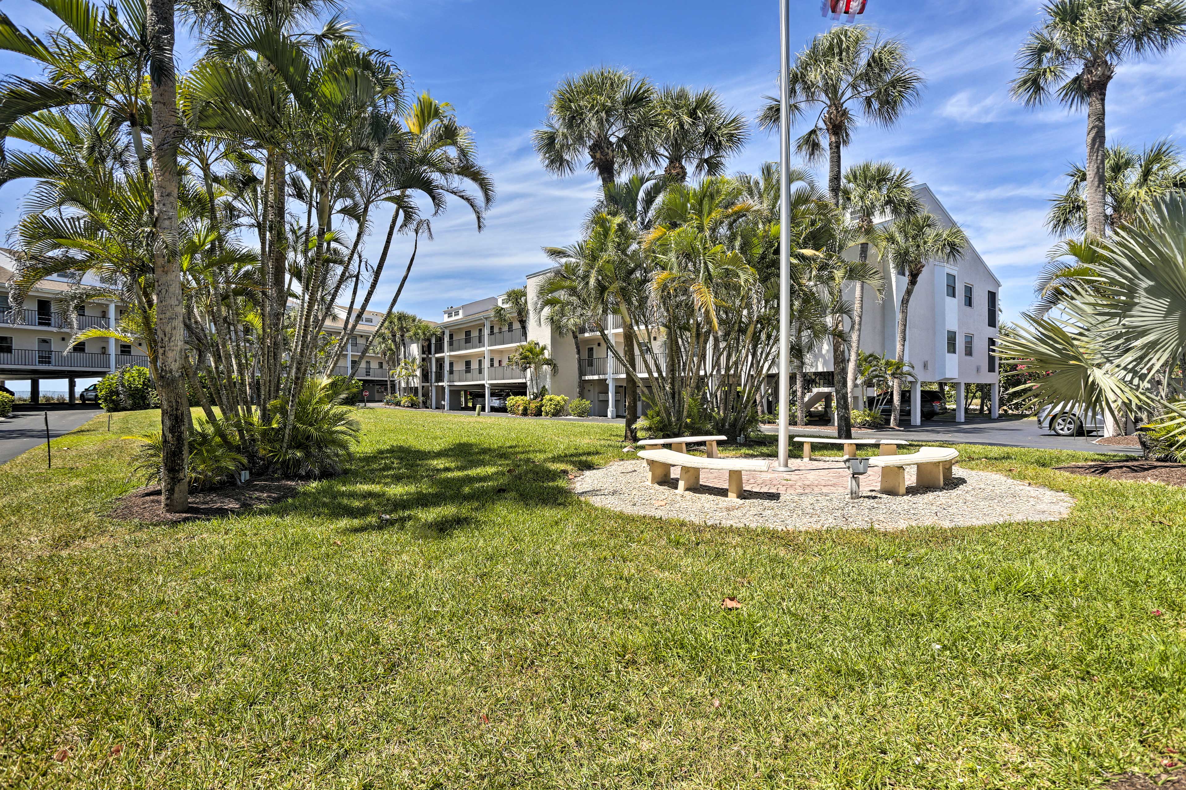 Property Image 2 - Beachfront Englewood Condo w/ Community Pool!