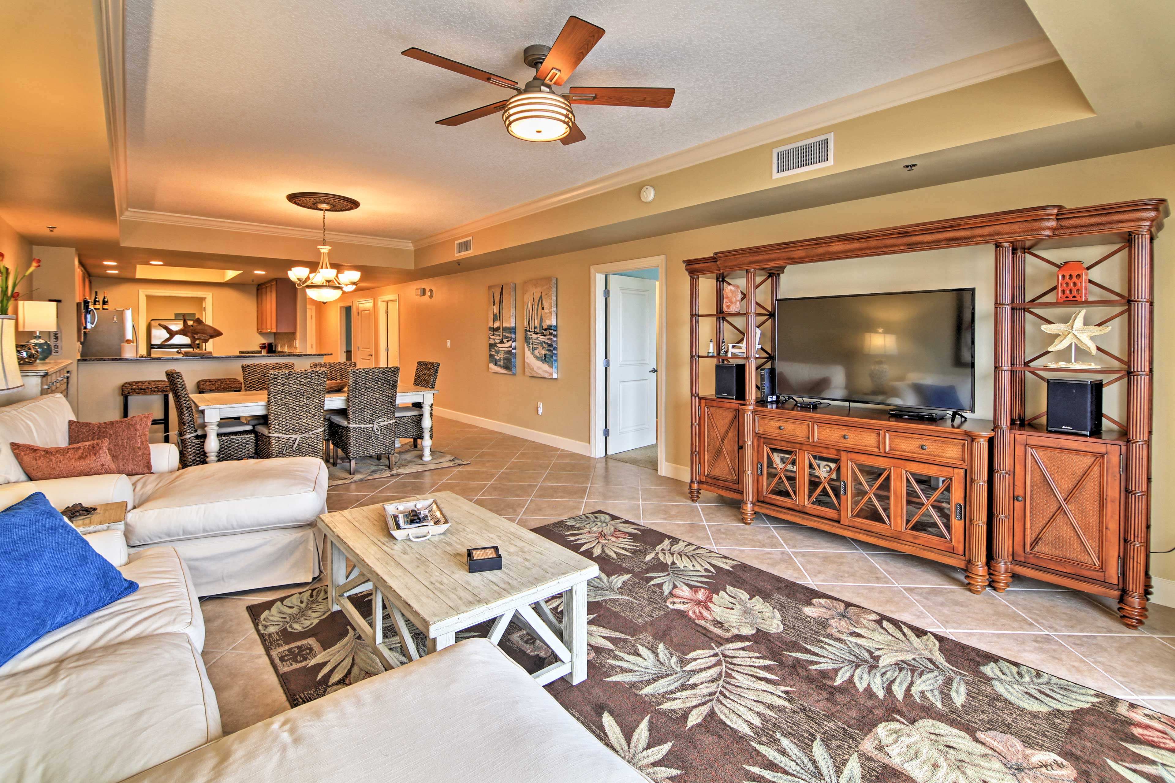 Property Image 1 - Beachfront Destin Condo w/ Pool & Harbor View!