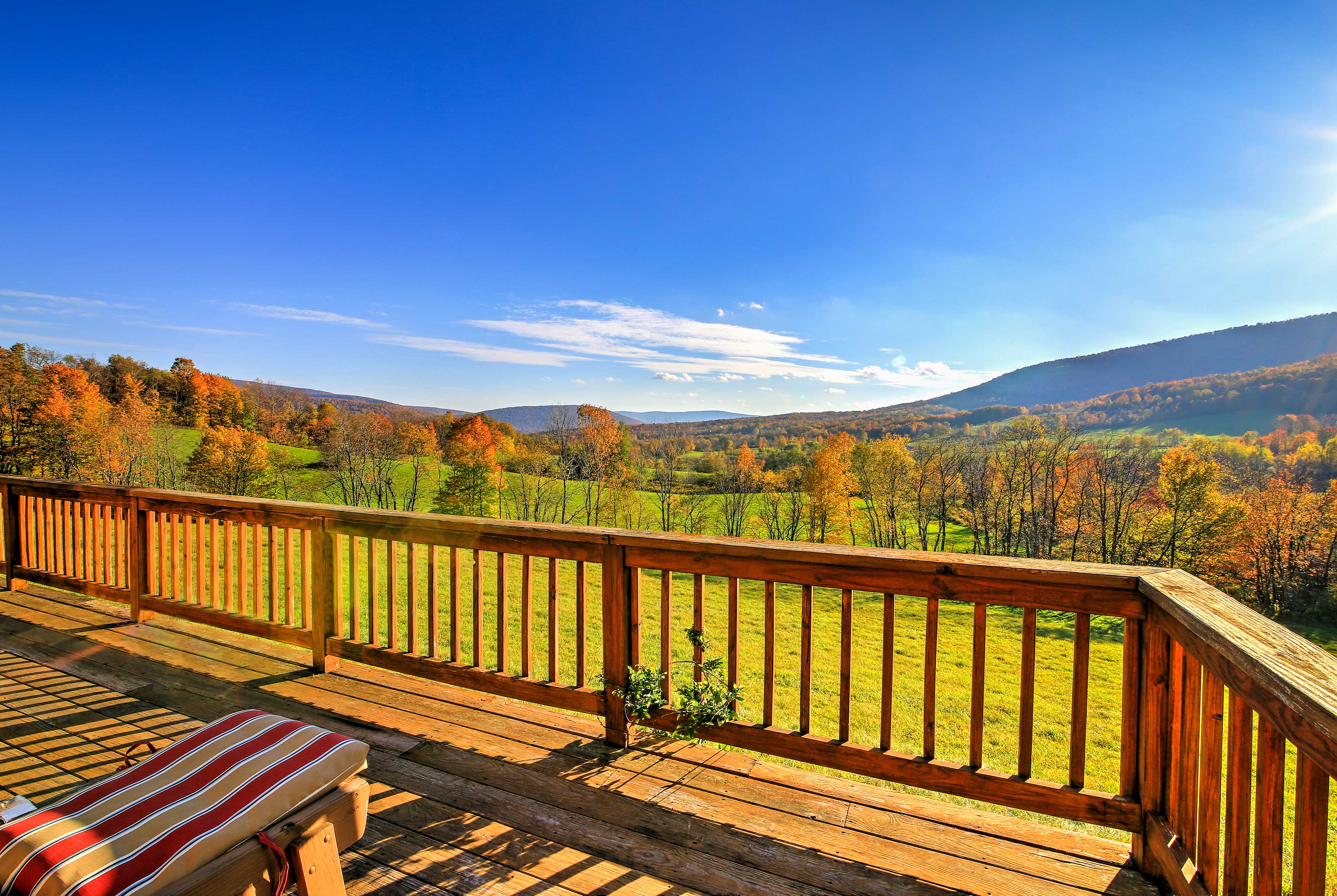 ’Bearpen Lodge’ on 125 Acres Near Belleayre Mtn! Home Rental in