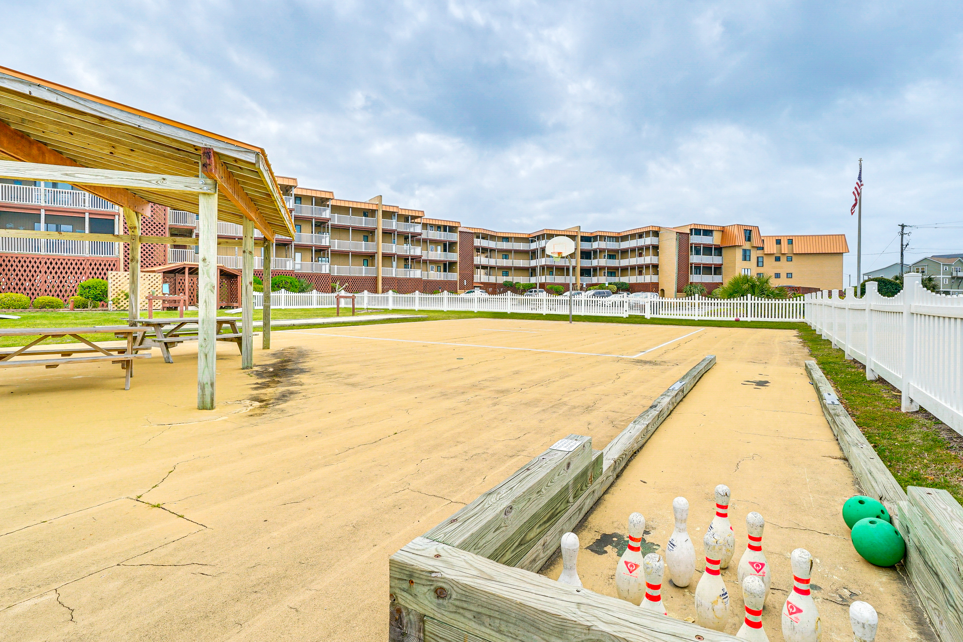 Steps to the Beach: Oceanfront Condo w/ Lanai!